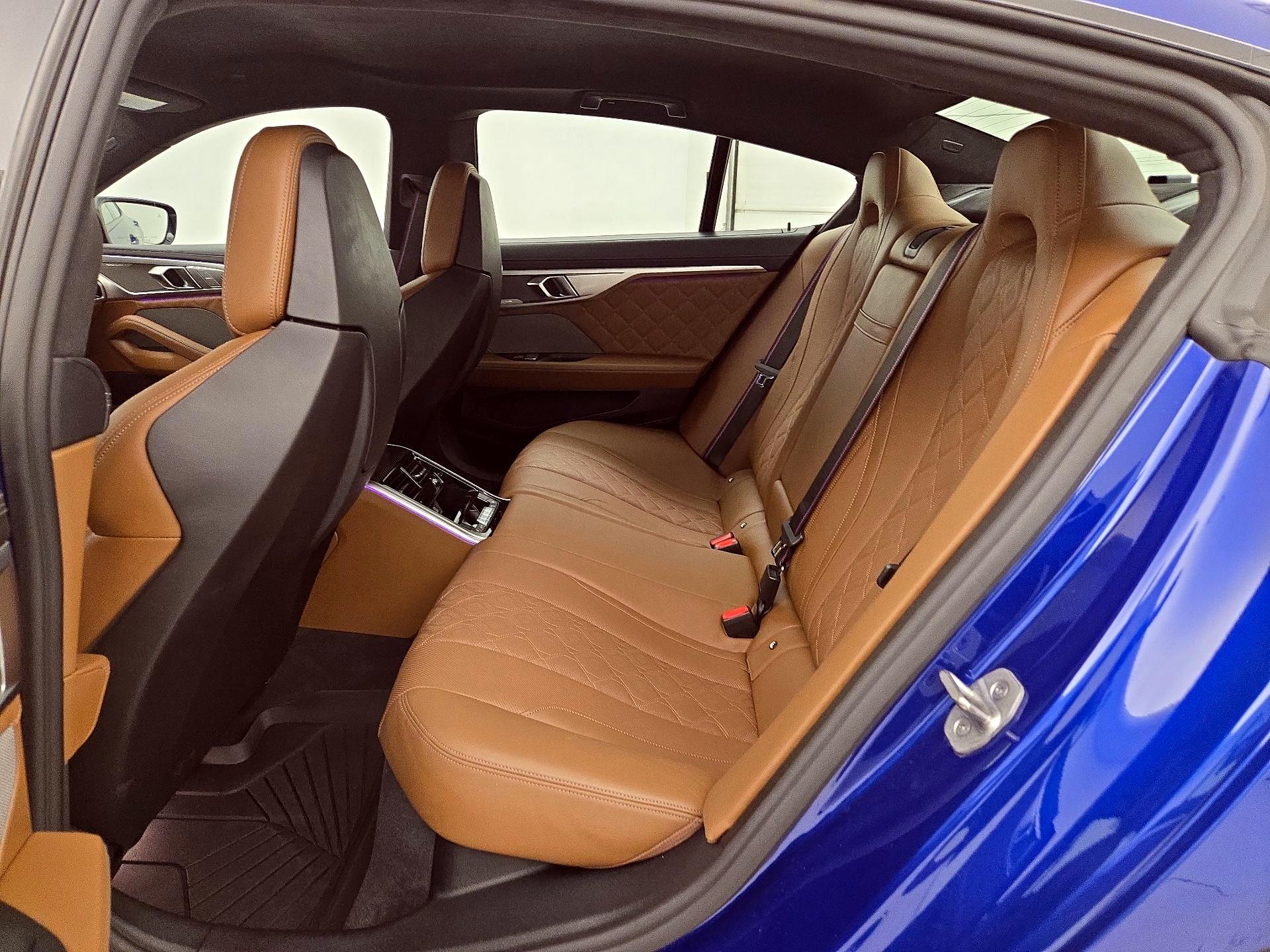 Thumbnail: 2022 BMW M8 - 20