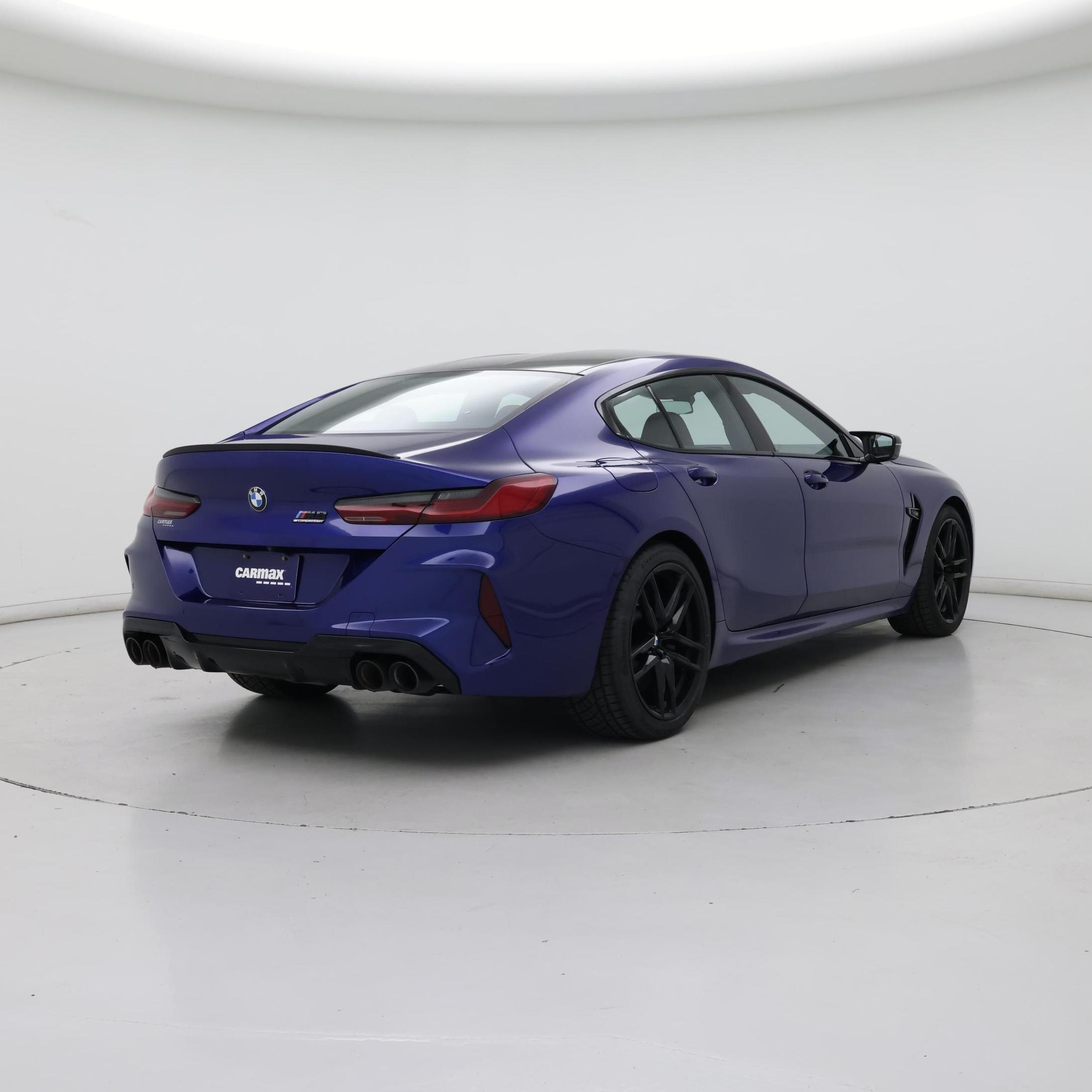 Thumbnail: 2022 BMW M8 - 8