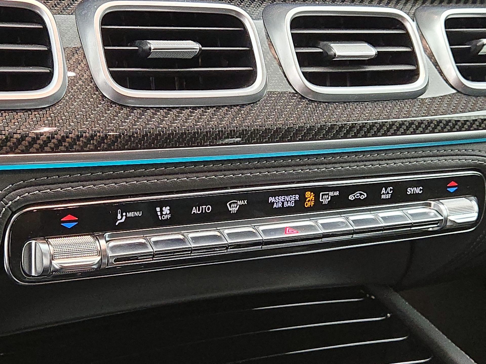 Thumbnail: 2021 Mercedes-Benz GL-Class - 17
