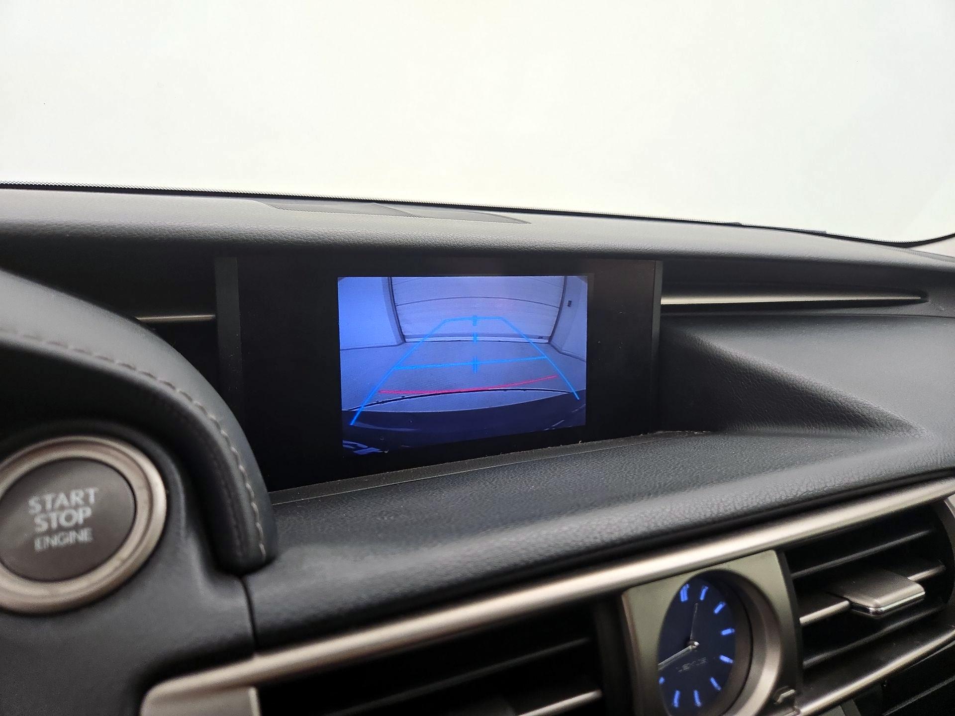 Thumbnail: 2014 Lexus IS - 15