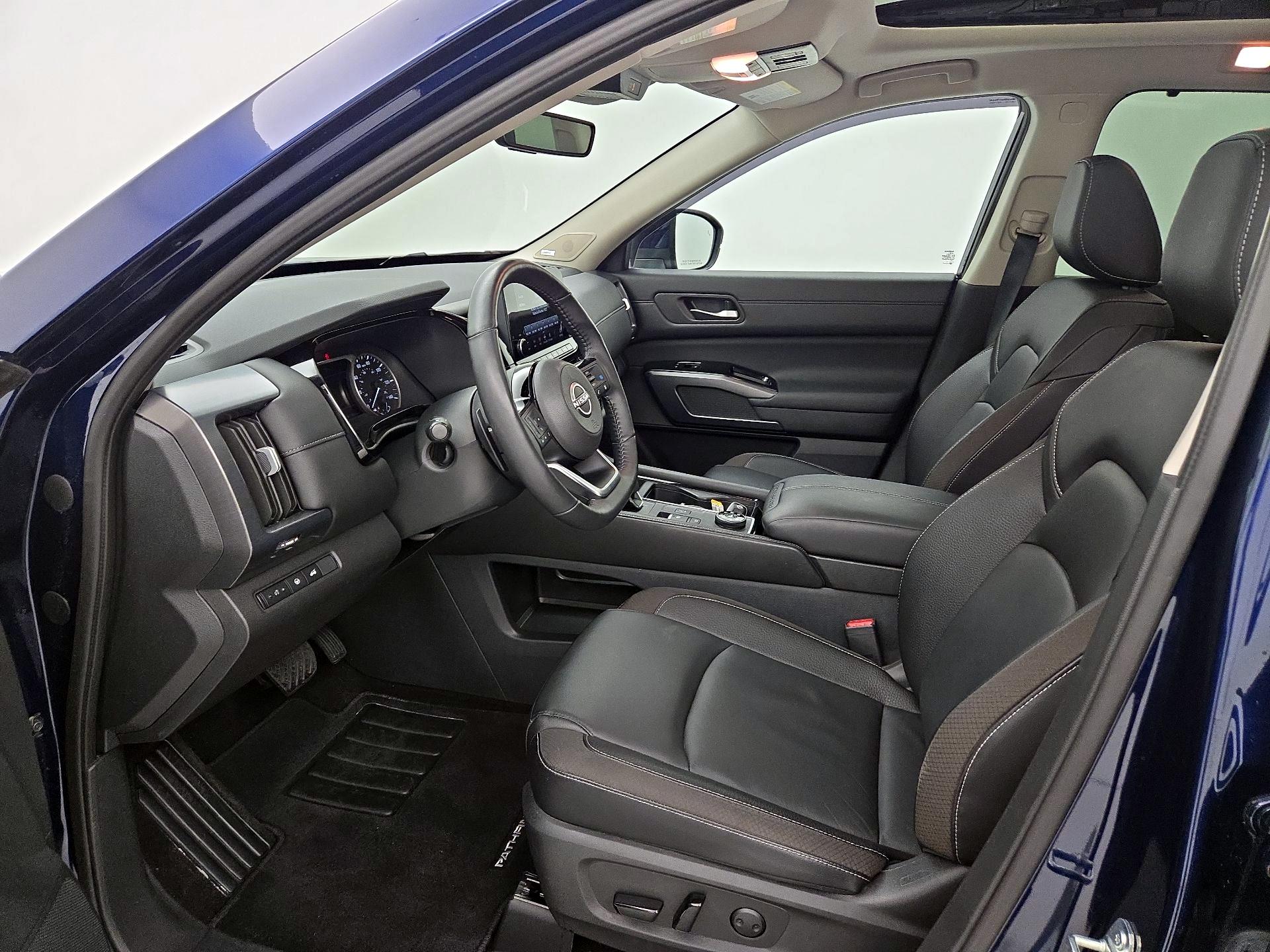 Thumbnail: 2024 Nissan Pathfinder - 11