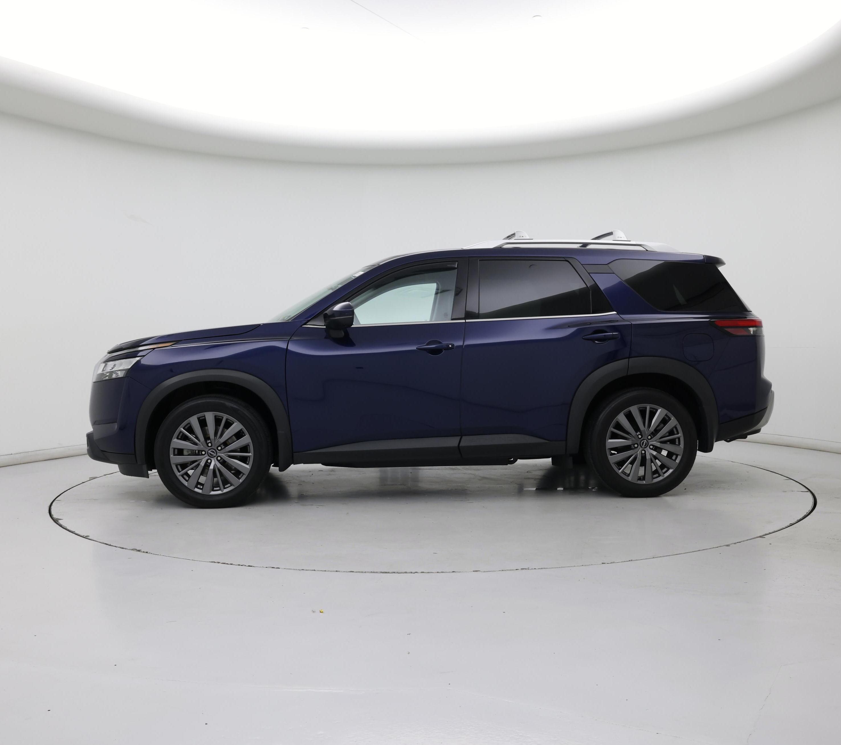 Thumbnail: 2024 Nissan Pathfinder - 3