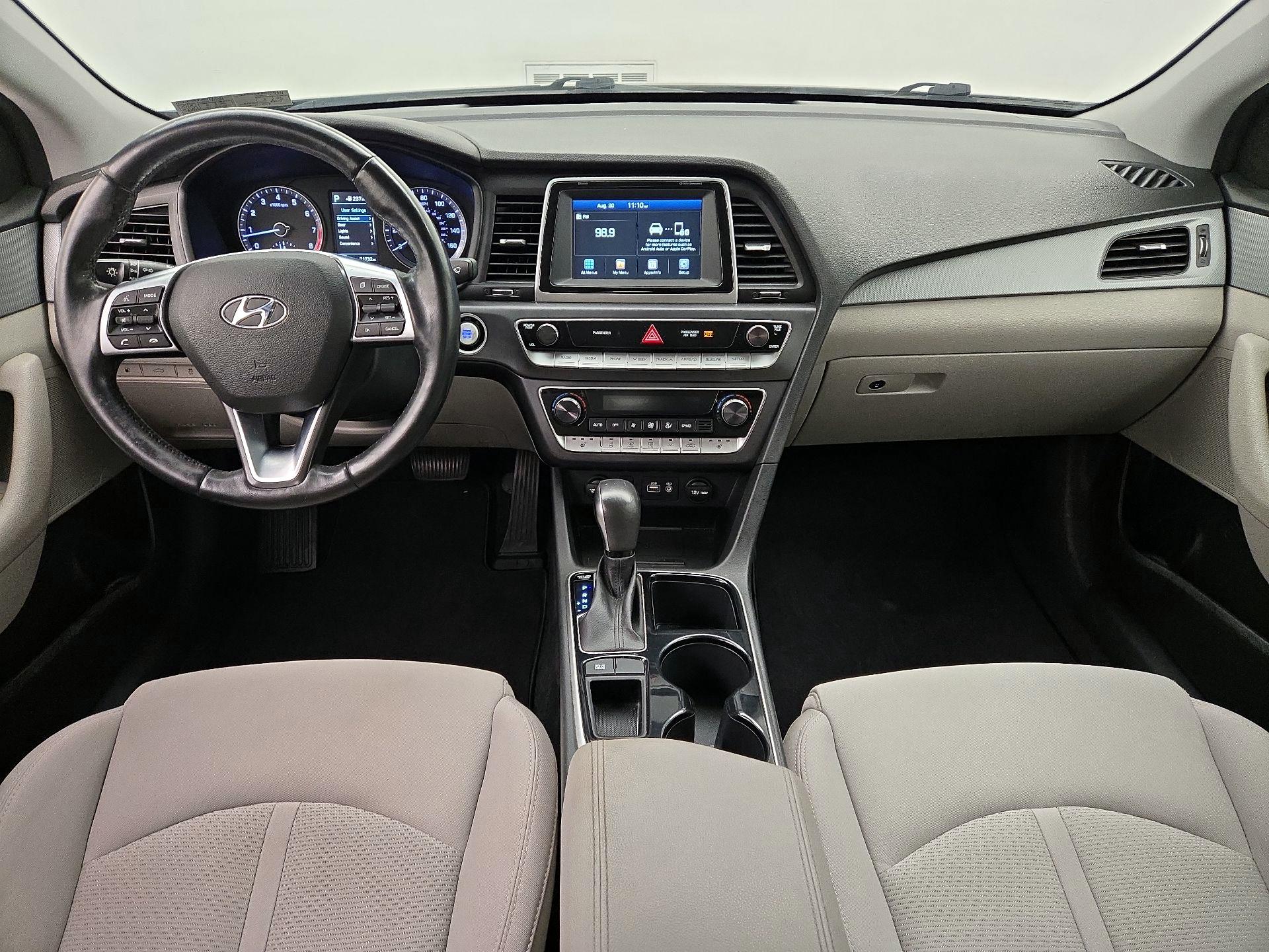 Thumbnail: 2019 Hyundai Sonata - 9