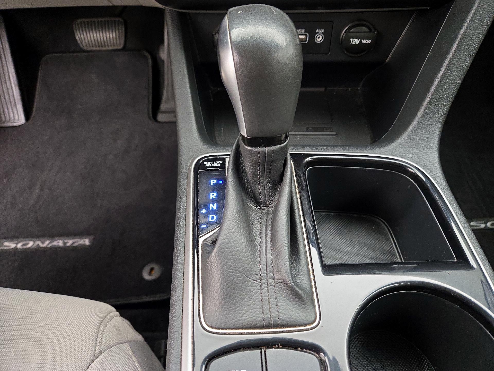 Thumbnail: 2019 Hyundai Sonata - 17