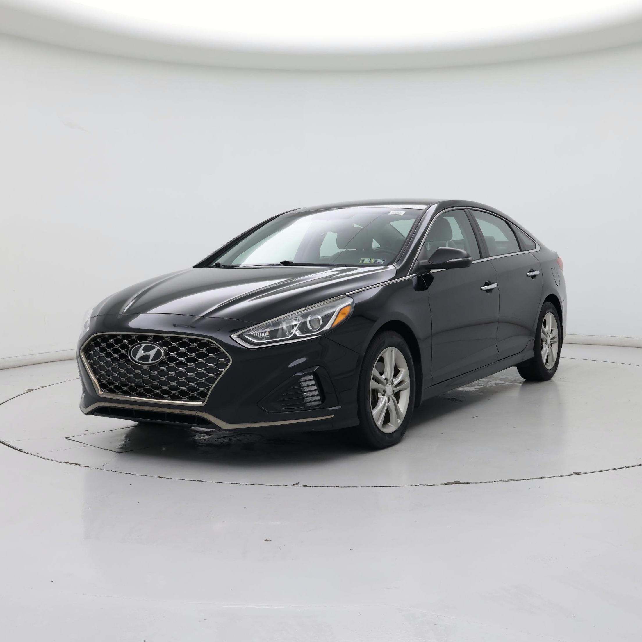 Thumbnail: 2019 Hyundai Sonata - 4