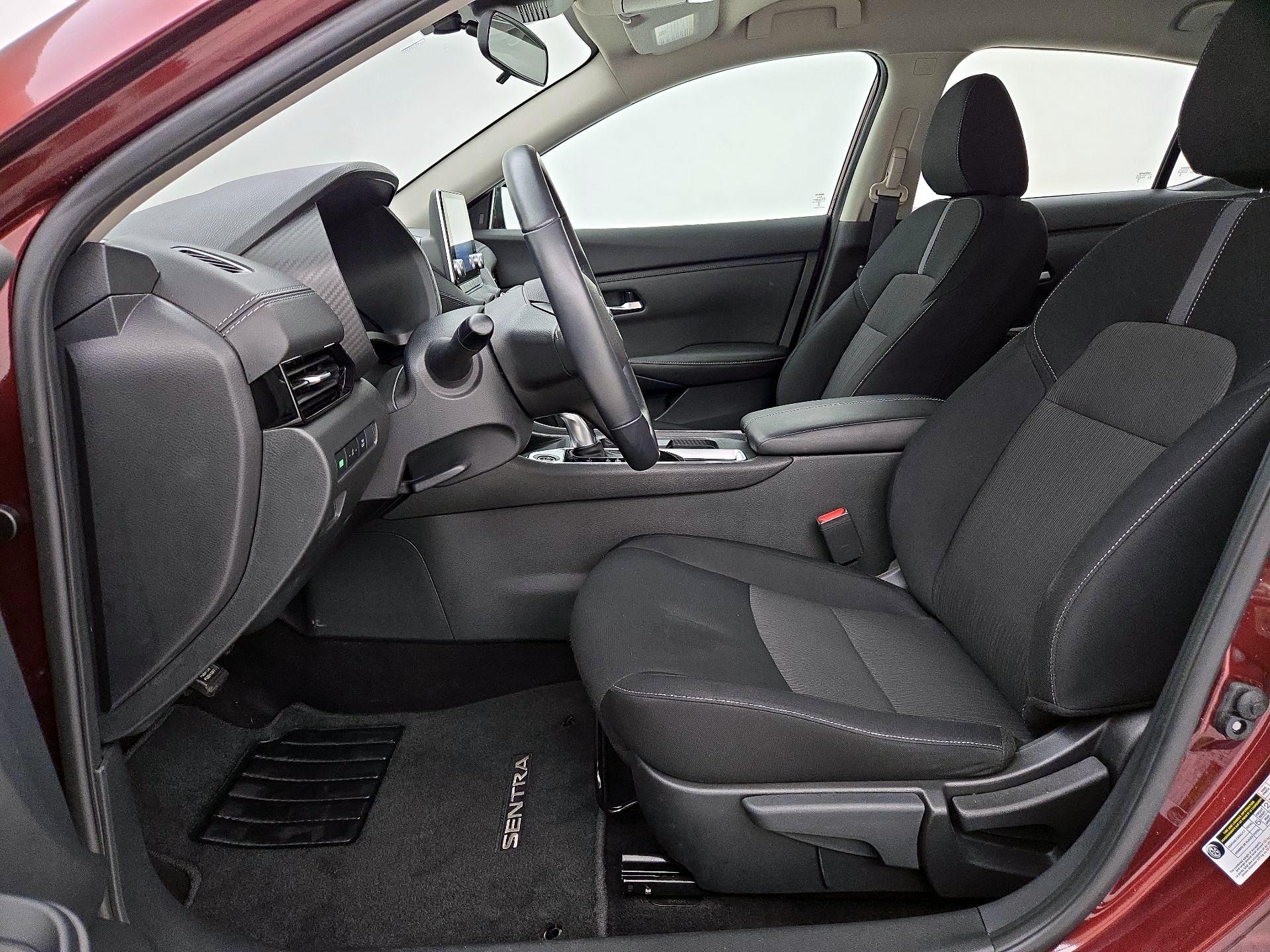 Thumbnail: 2023 Nissan Sentra - 11