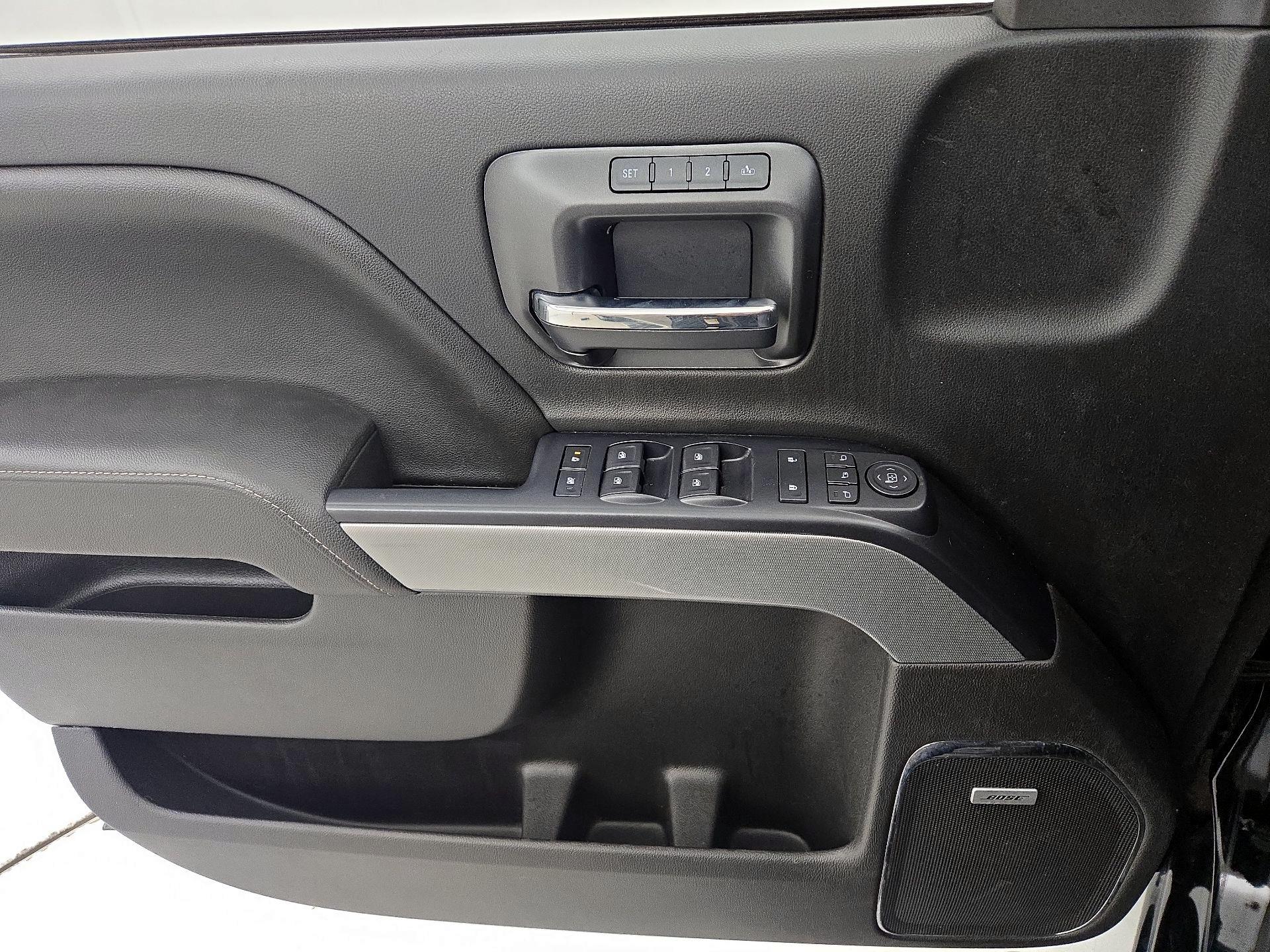 Thumbnail: 2015 Chevrolet Silverado 1500 - 12