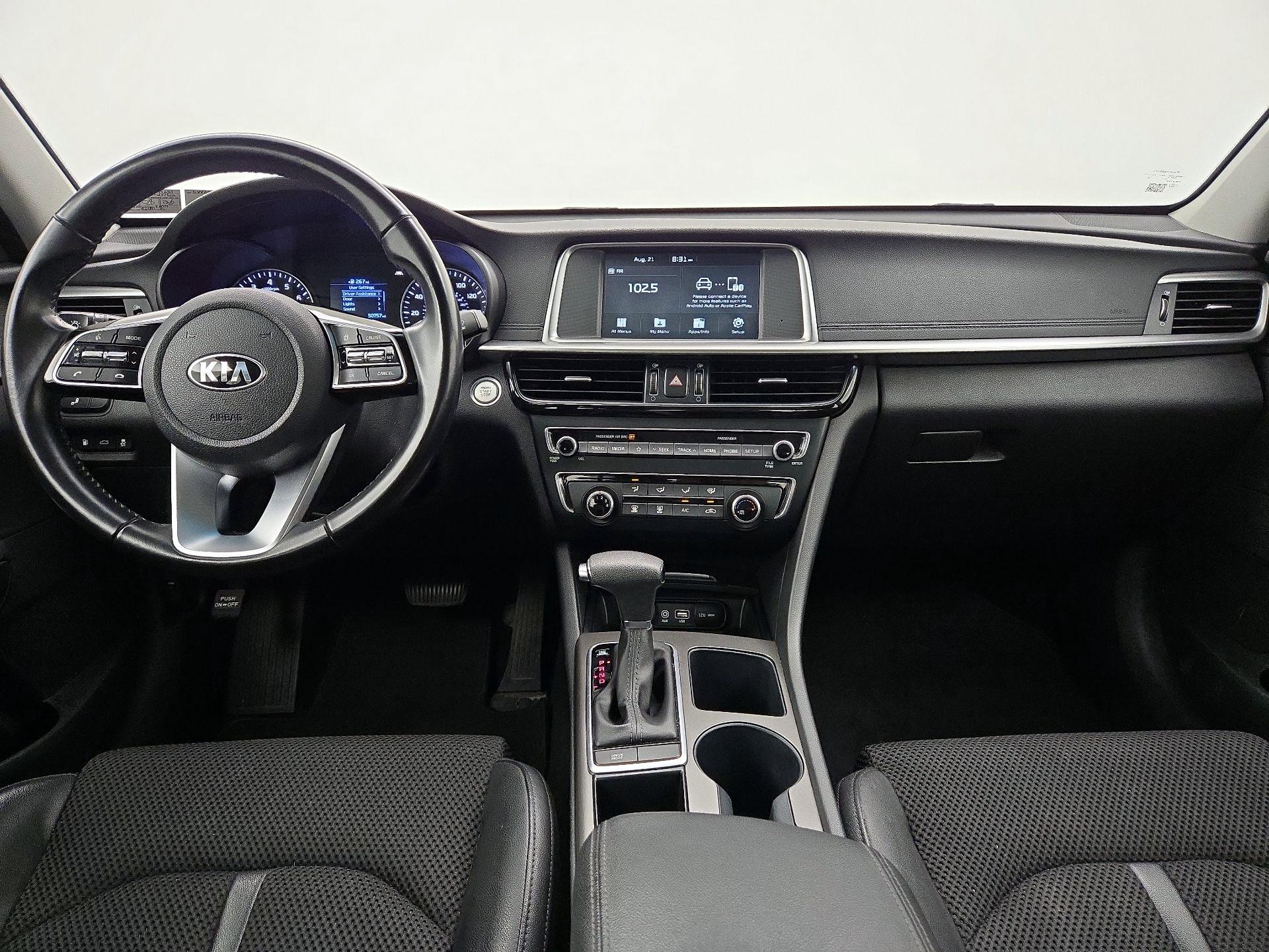 Thumbnail: 2020 Kia Optima - 9