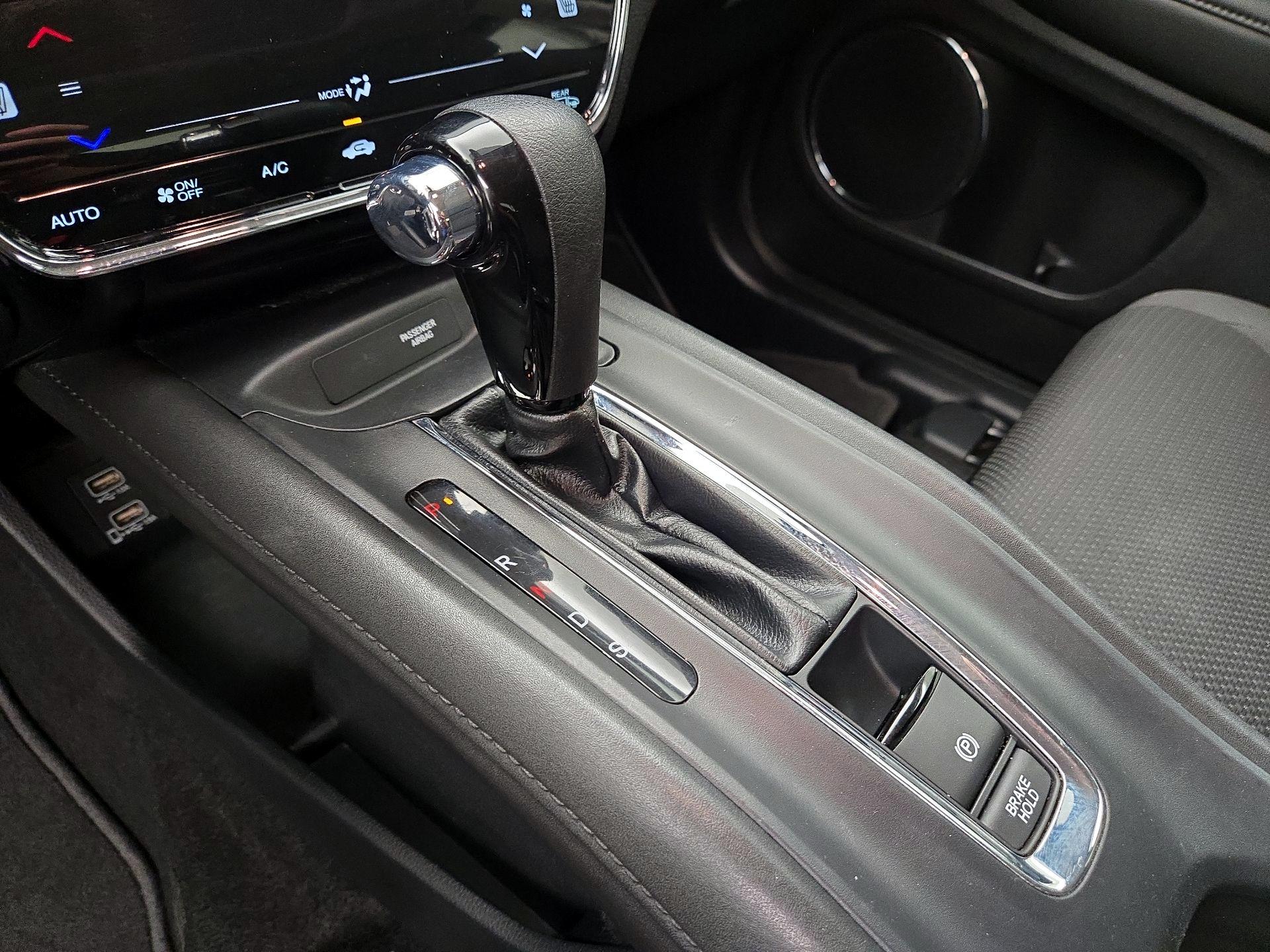Thumbnail: 2019 Honda HR-V - 17