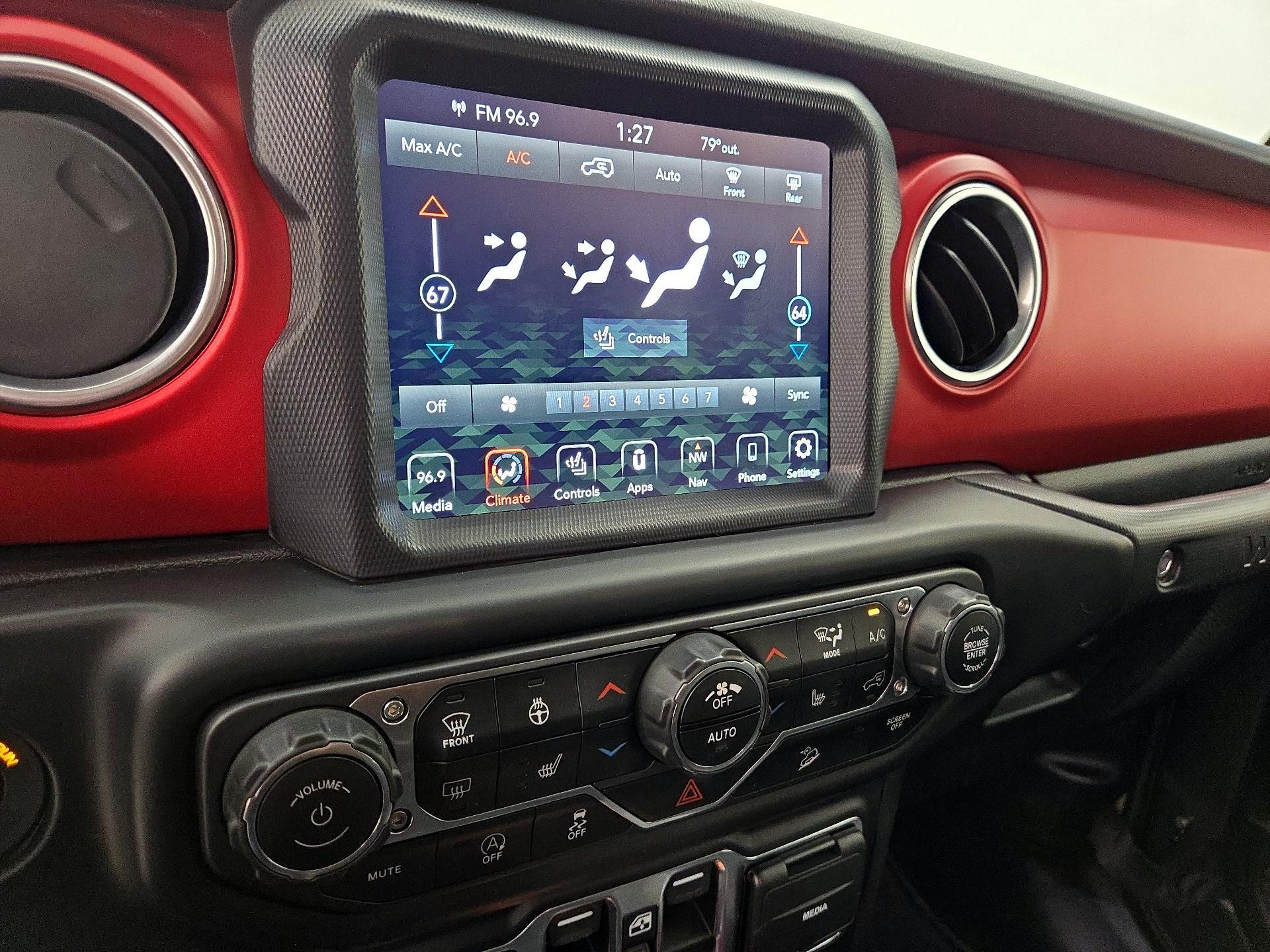 Thumbnail: 2020 Jeep Wrangler - 17