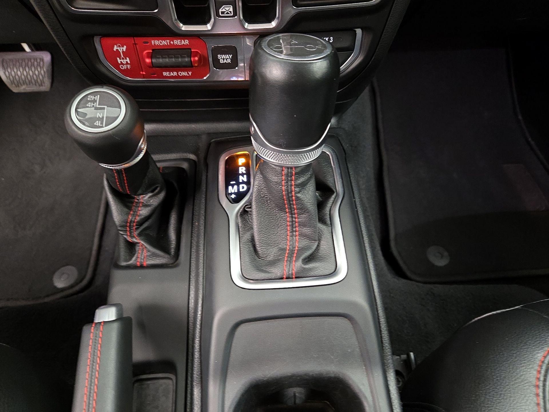 Thumbnail: 2020 Jeep Wrangler - 18