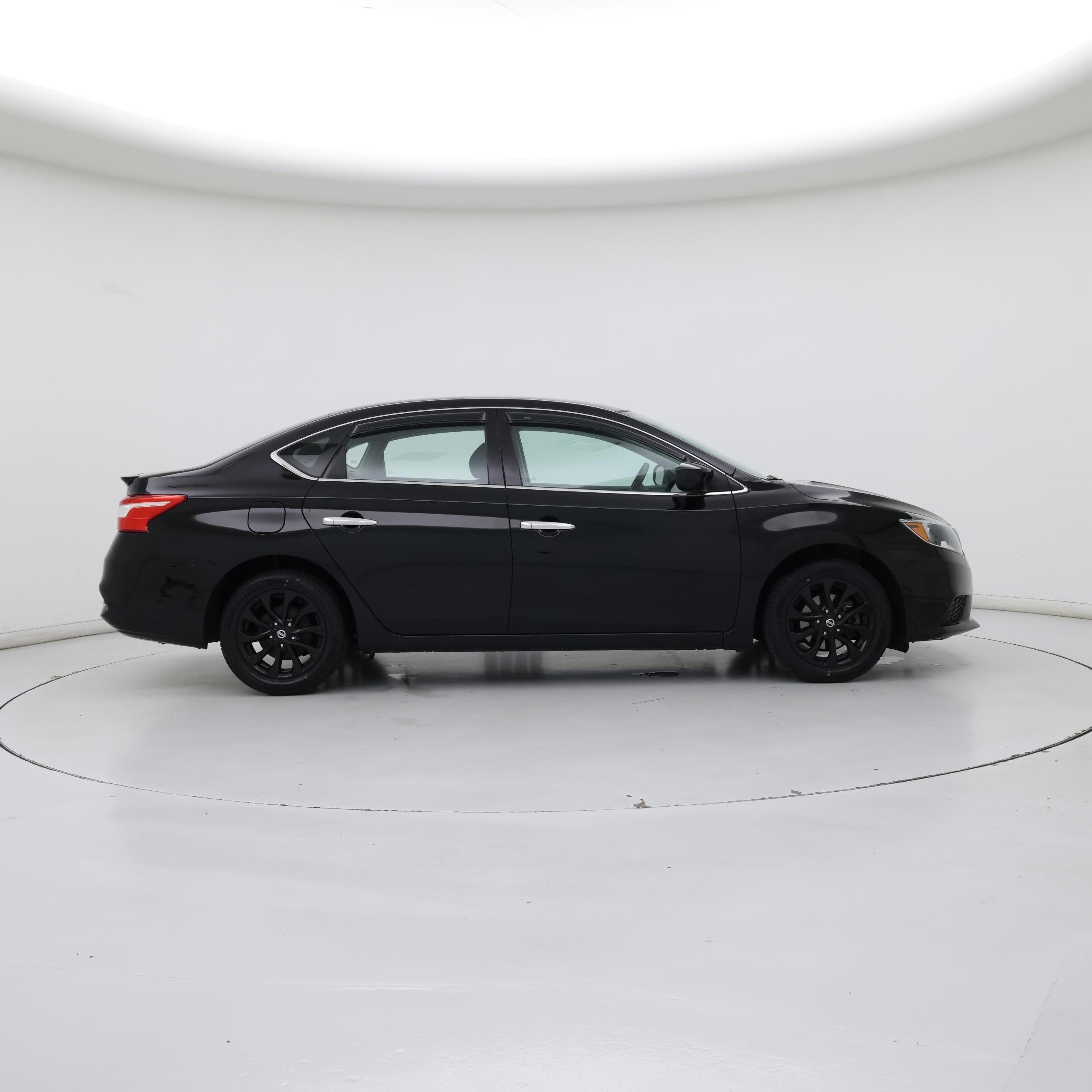 Thumbnail: 2018 Nissan Sentra - 7