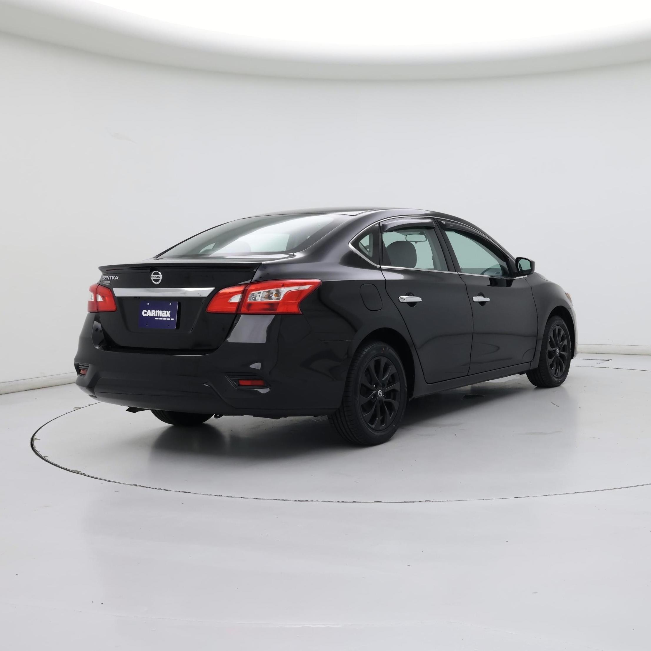 Thumbnail: 2018 Nissan Sentra - 8