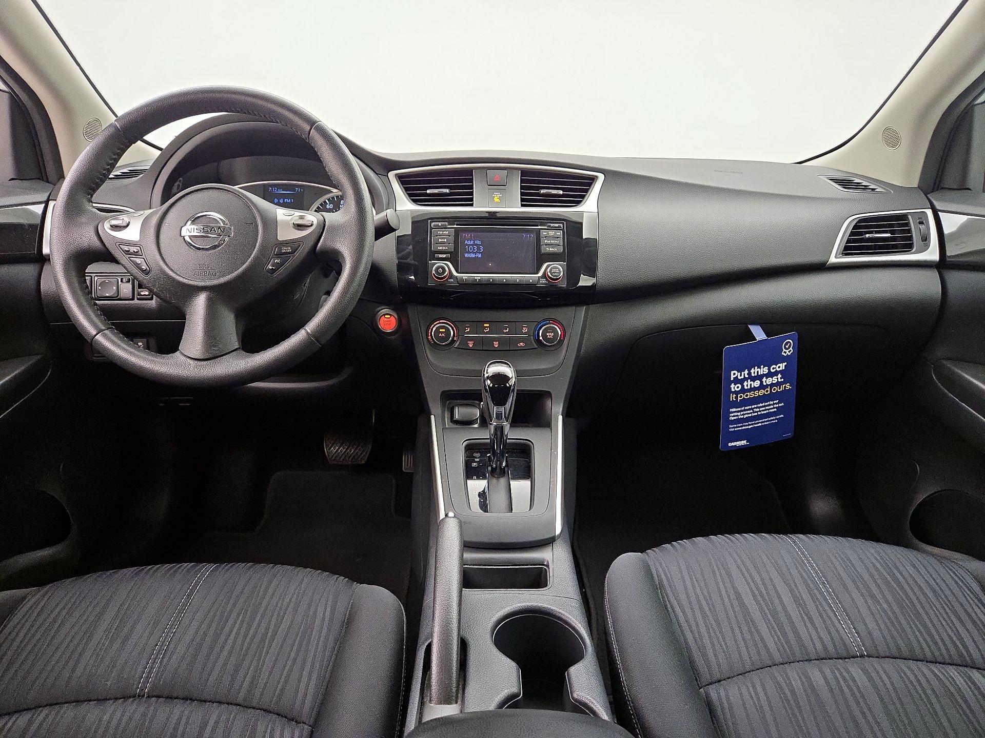 Thumbnail: 2017 Nissan Sentra - 9
