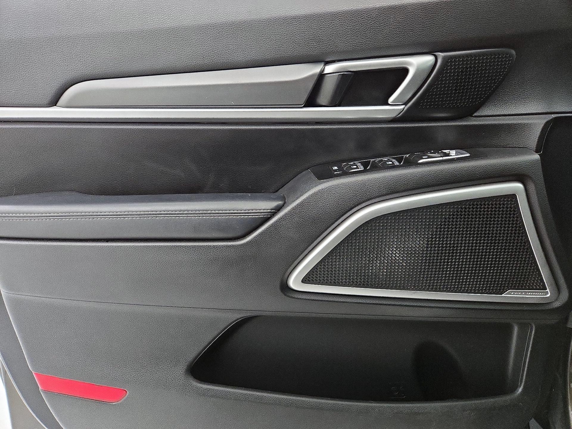 Thumbnail: 2022 Kia Telluride - 12