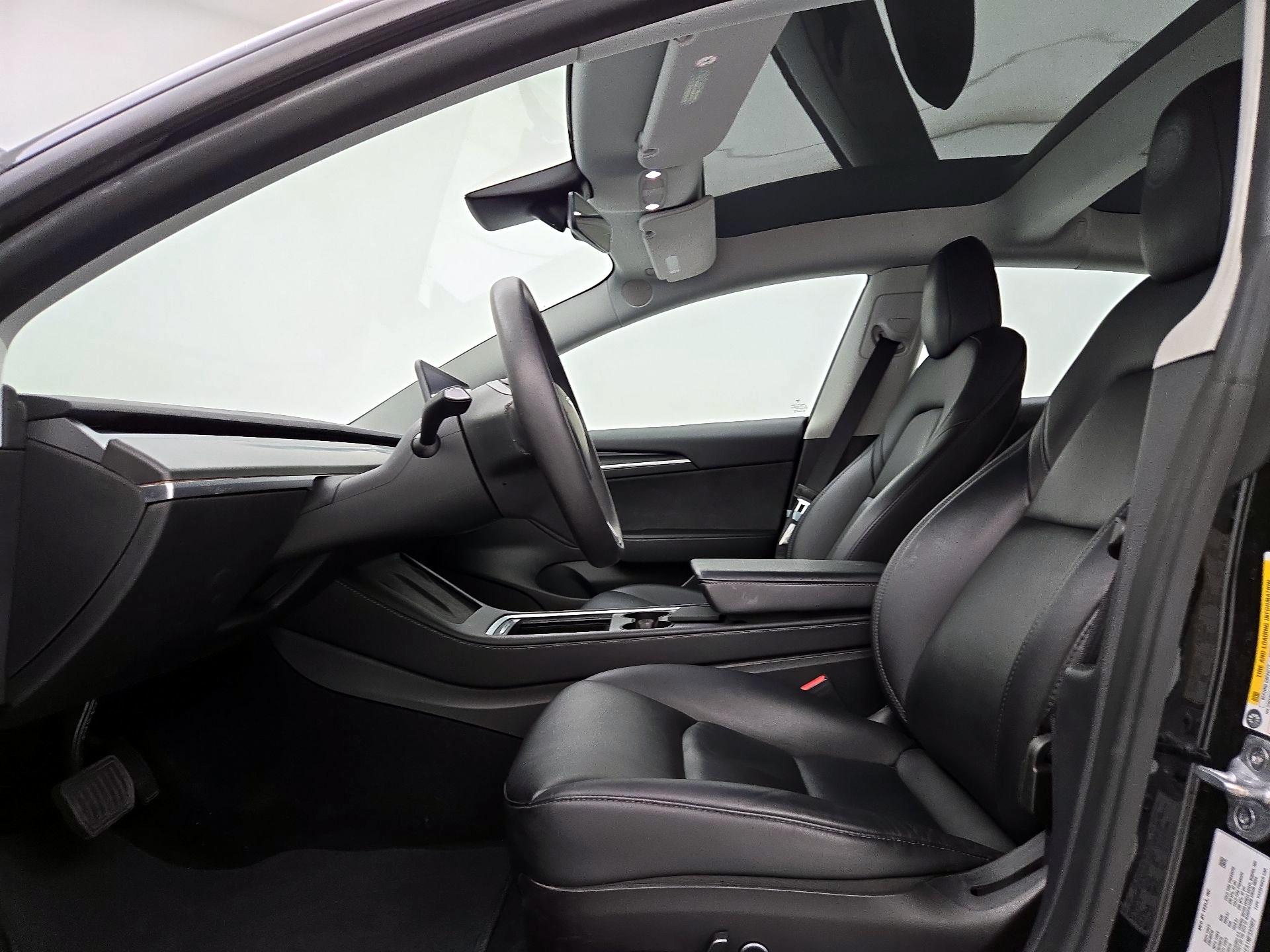 Thumbnail: 2022 Tesla Model 3 - 11