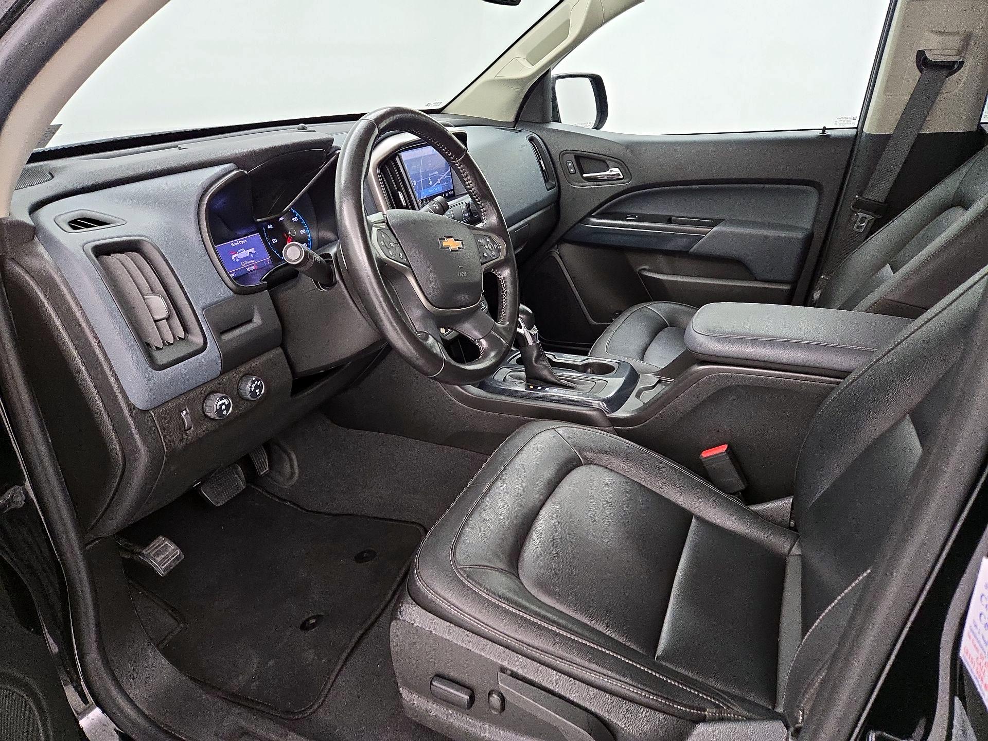 Thumbnail: 2022 Chevrolet Colorado - 11
