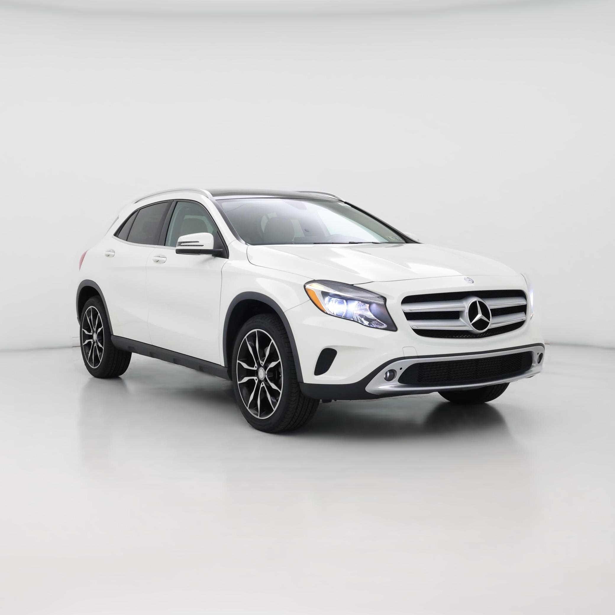 Thumbnail: 2017 Mercedes-Benz GLA - 1