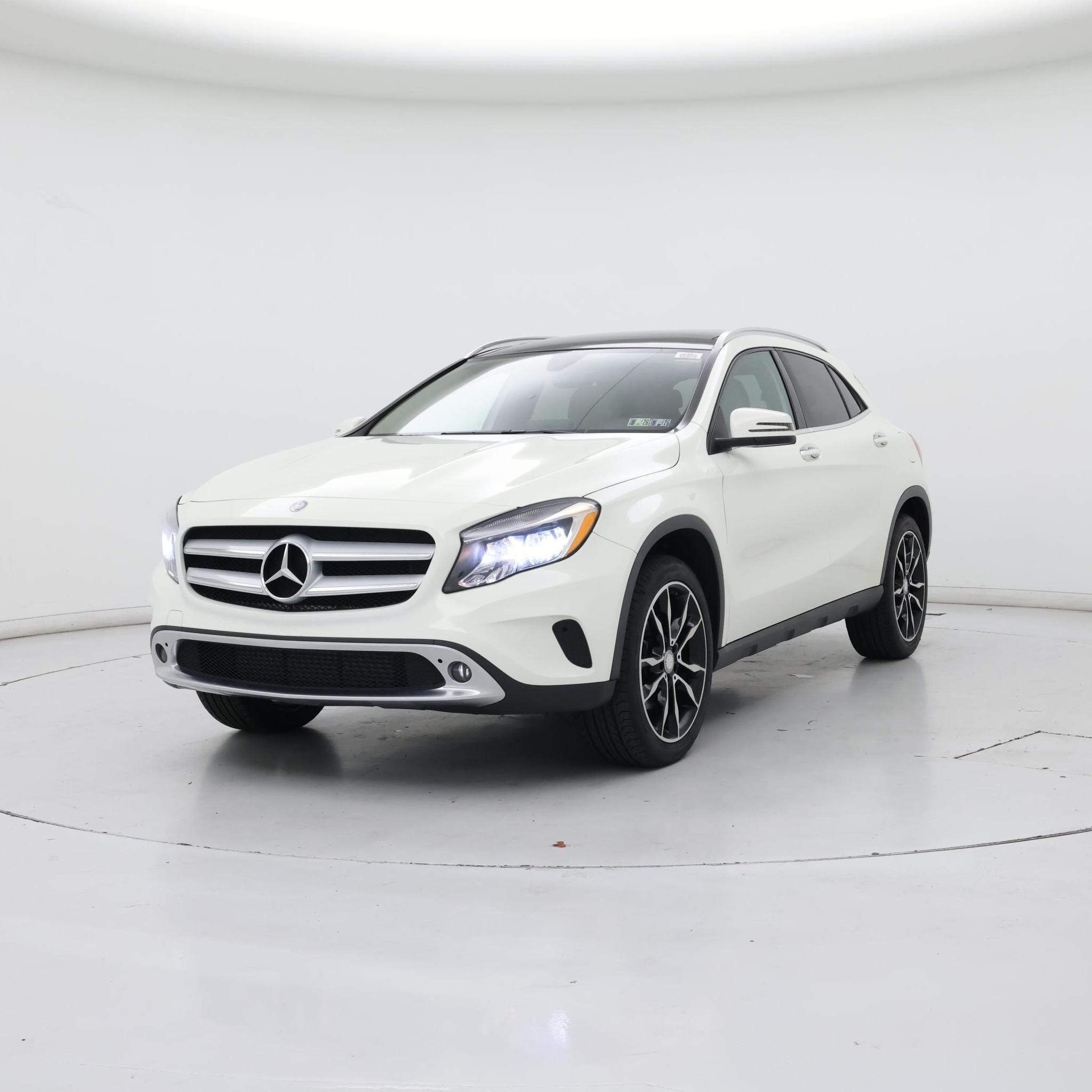 Thumbnail: 2017 Mercedes-Benz GLA - 4