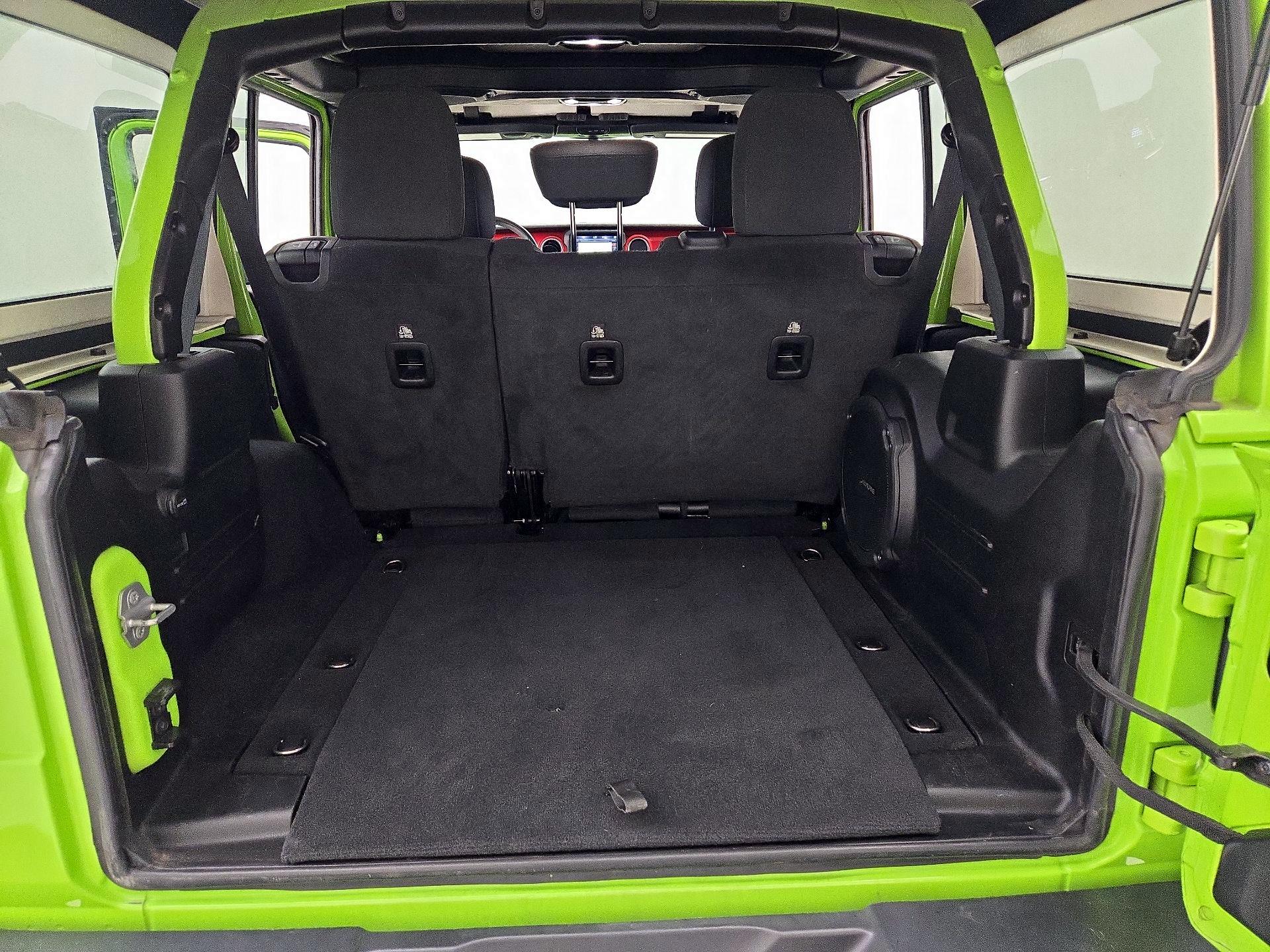 Thumbnail: 2021 Jeep Wrangler - 20
