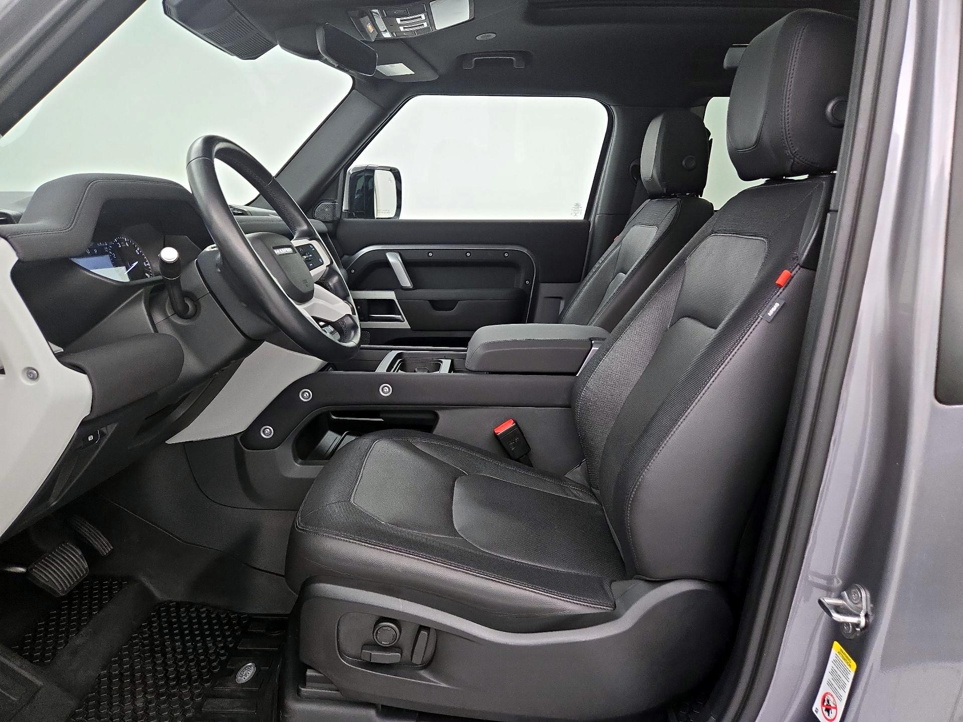 Thumbnail: 2023 Land Rover Defender - 11