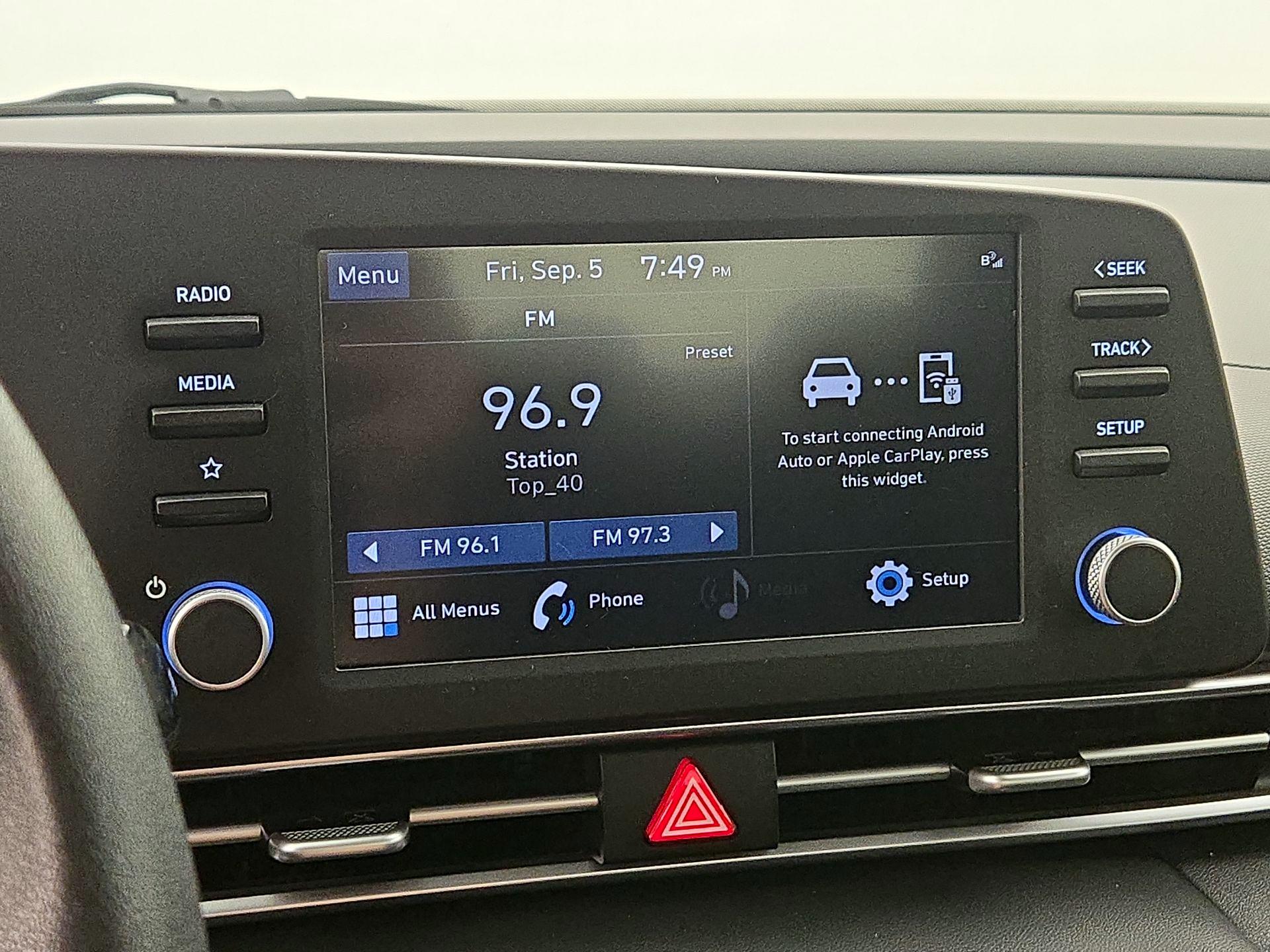 Thumbnail: 2023 Hyundai Elantra - 15
