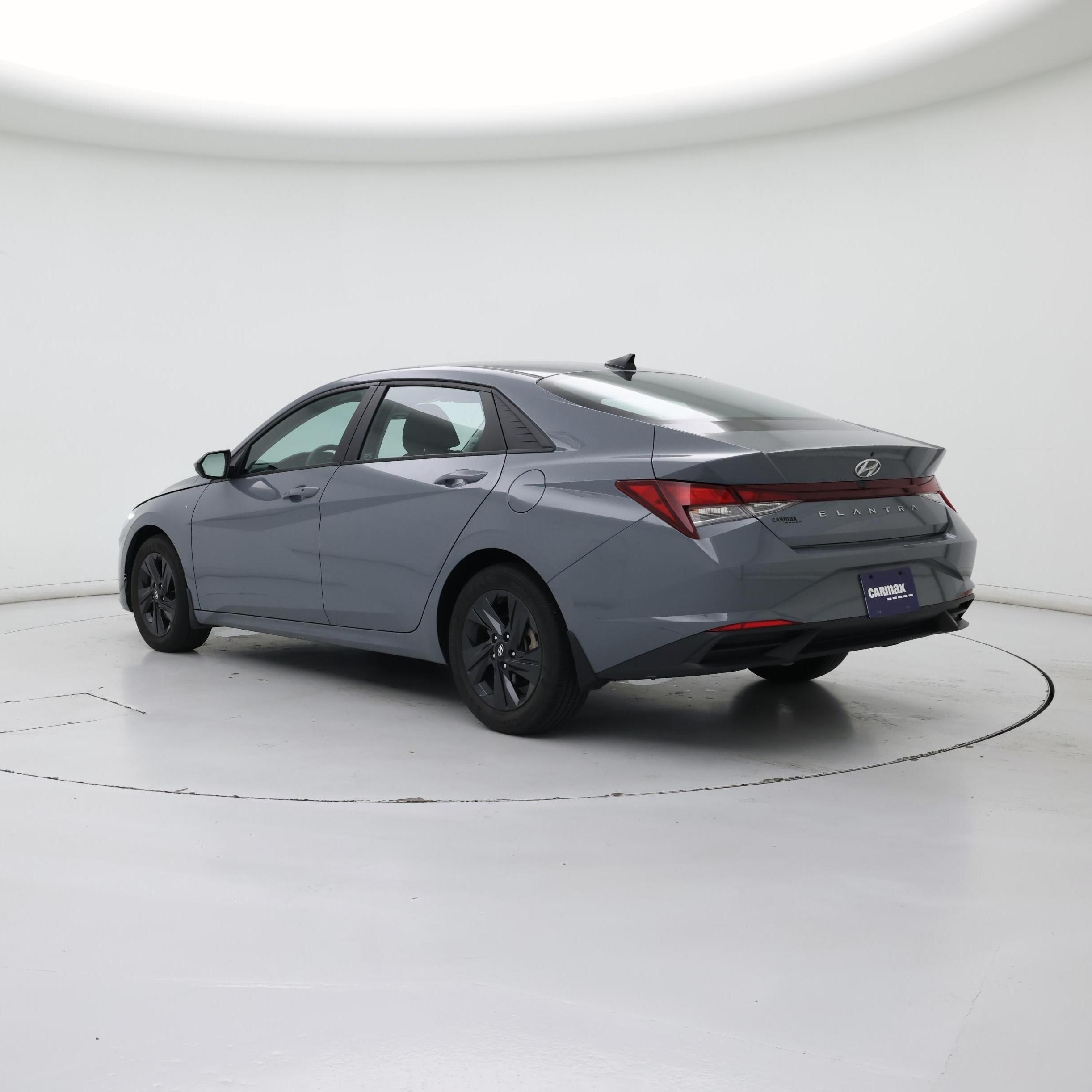 Thumbnail: 2023 Hyundai Elantra - 2