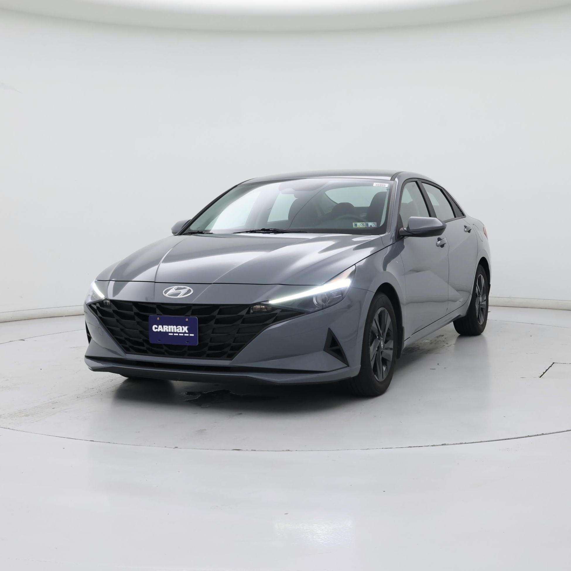 Thumbnail: 2023 Hyundai Elantra - 4