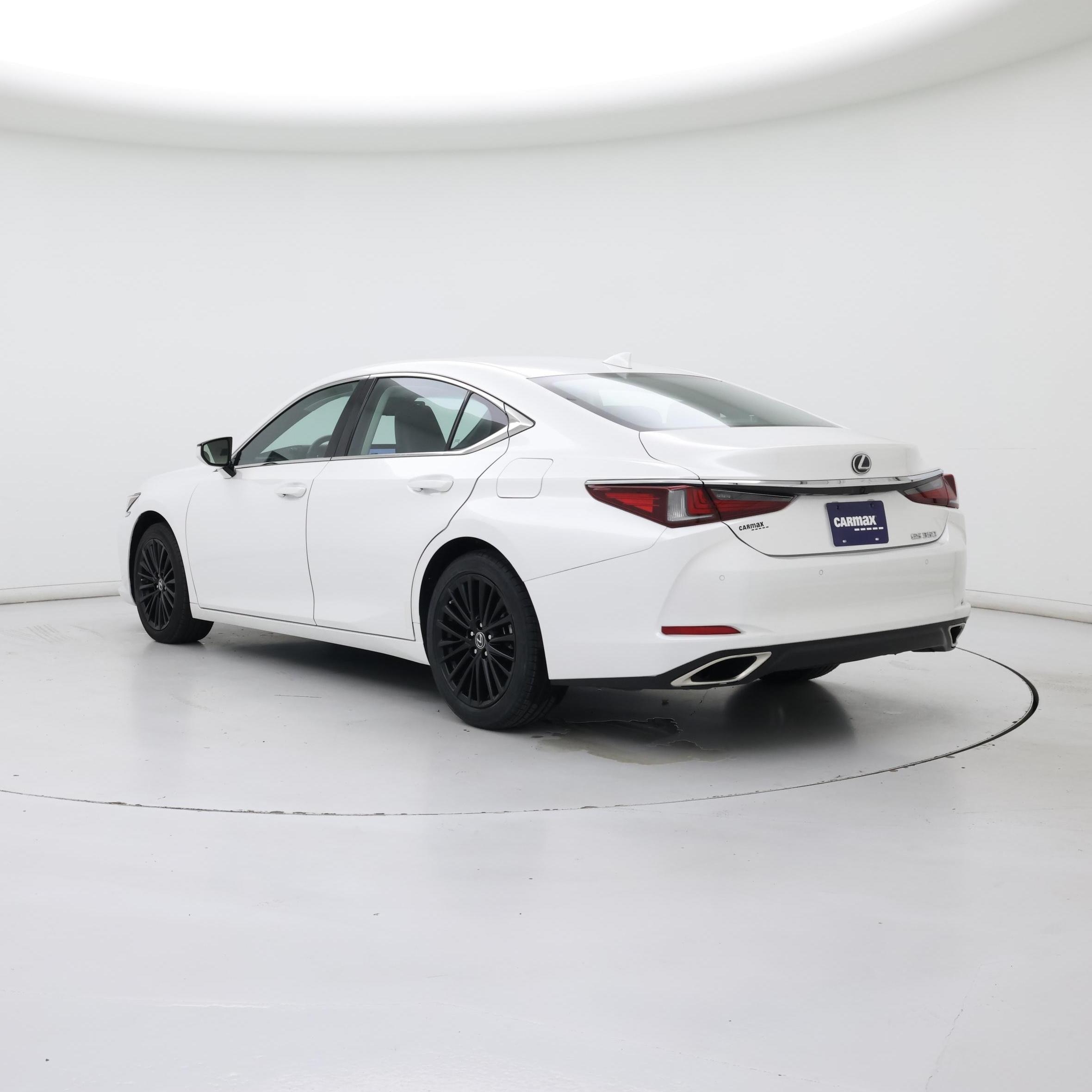 Thumbnail: 2024 Lexus ES - 2