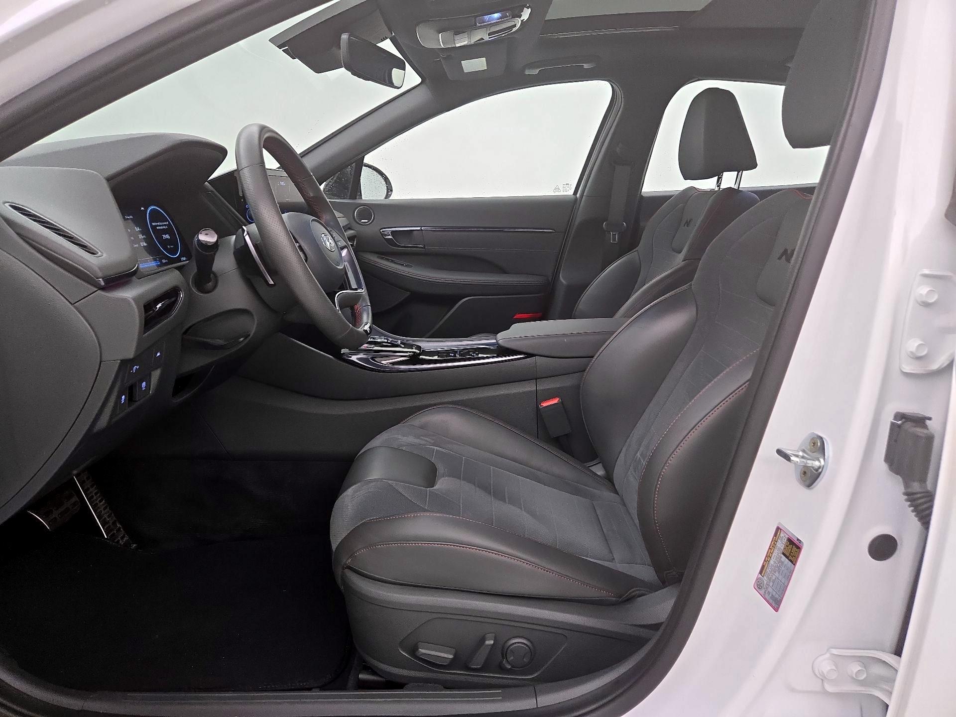 Thumbnail: 2022 Hyundai Sonata - 11