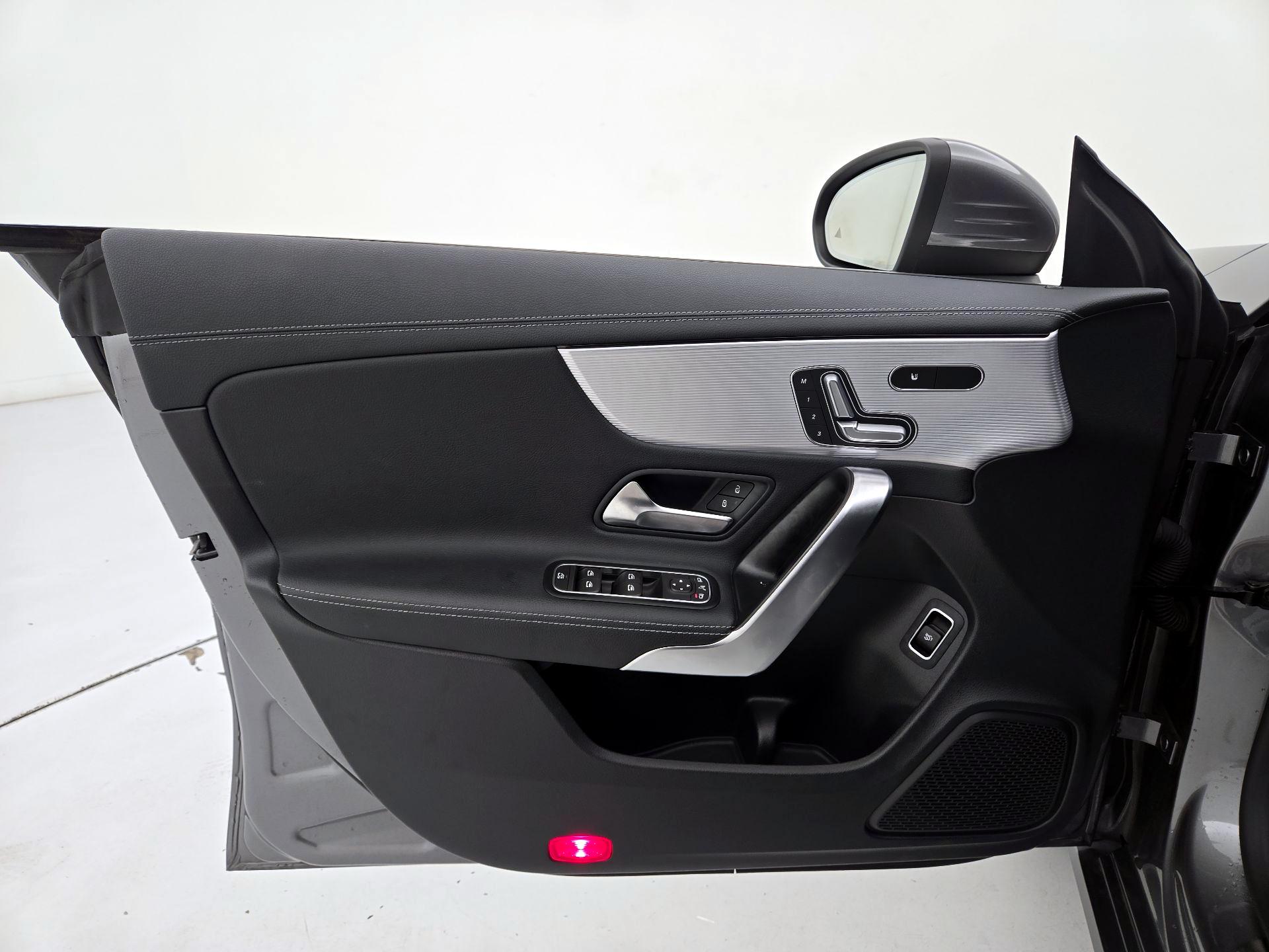 Thumbnail: 2020 Mercedes-Benz CLA - 12