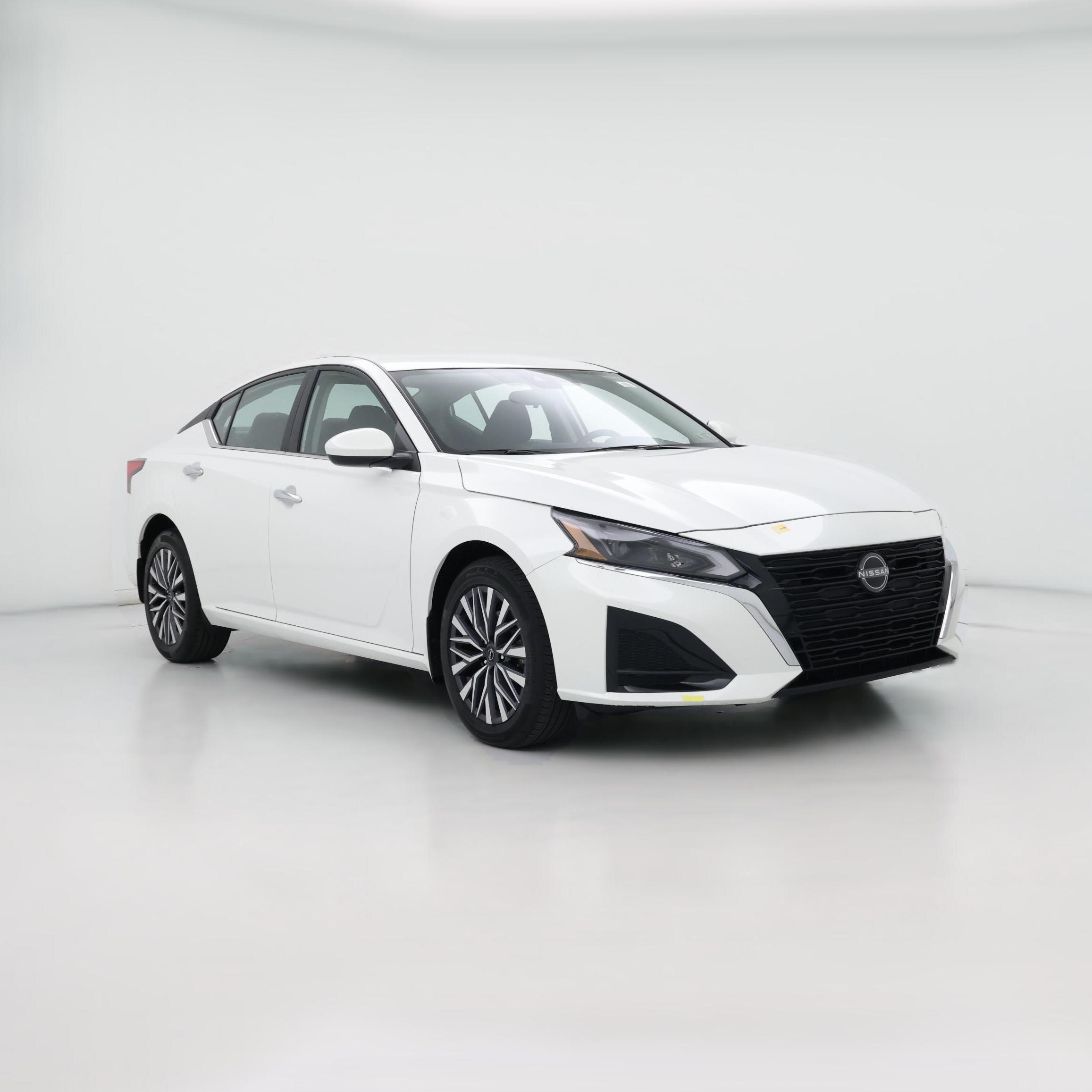 Thumbnail: 2023 Nissan Altima - 1