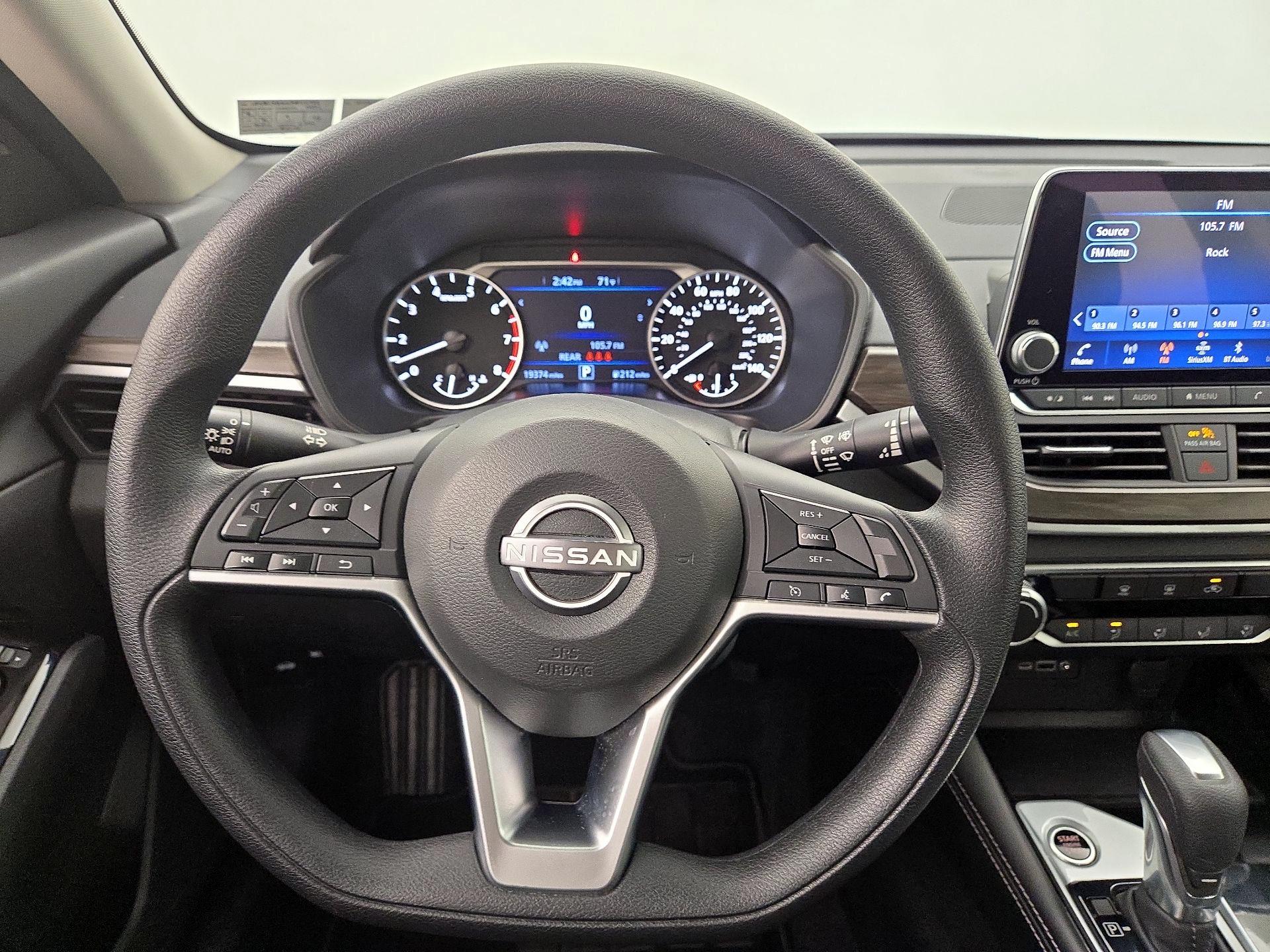 Thumbnail: 2023 Nissan Altima - 10