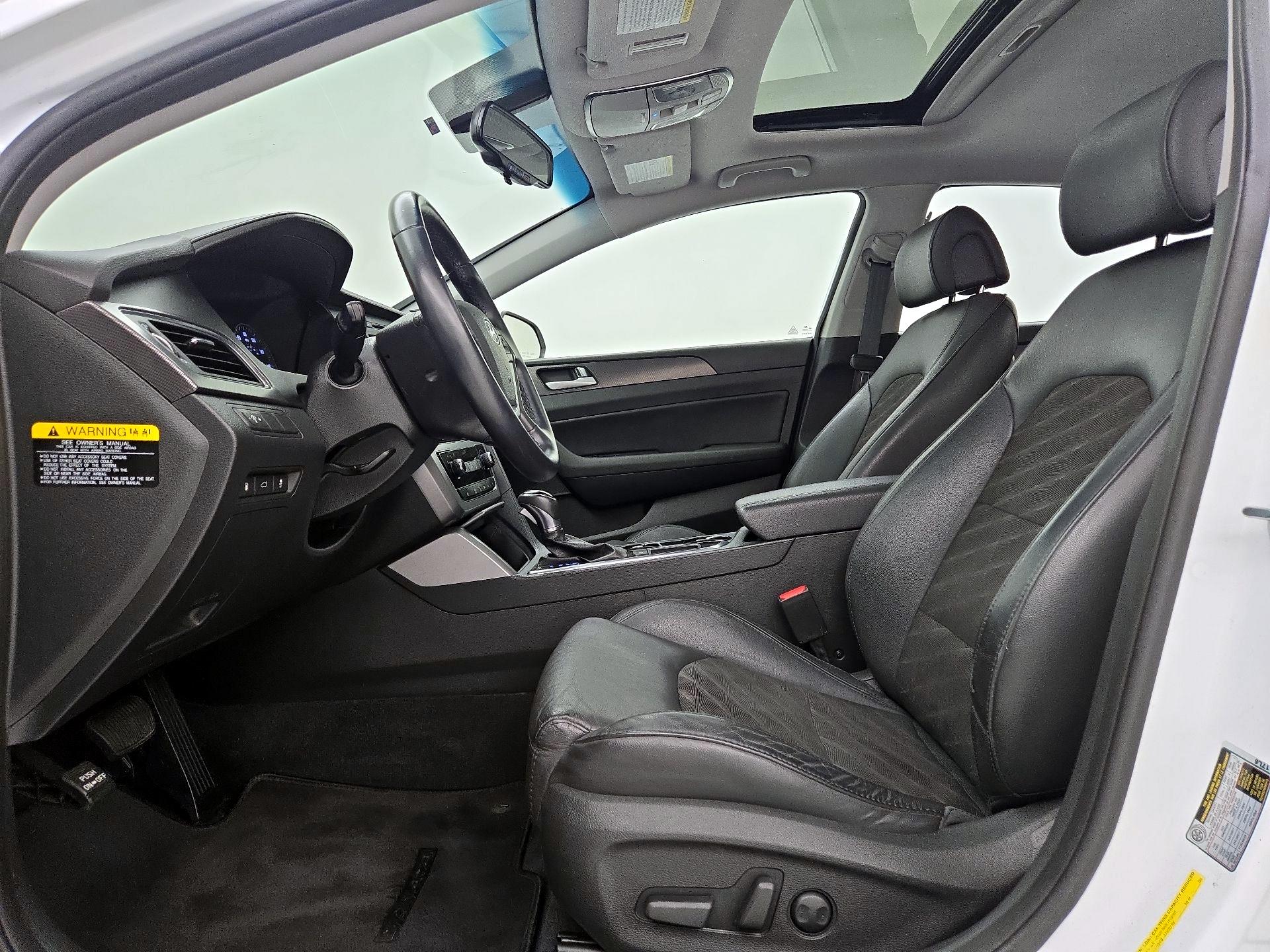 Thumbnail: 2016 Hyundai Sonata - 11