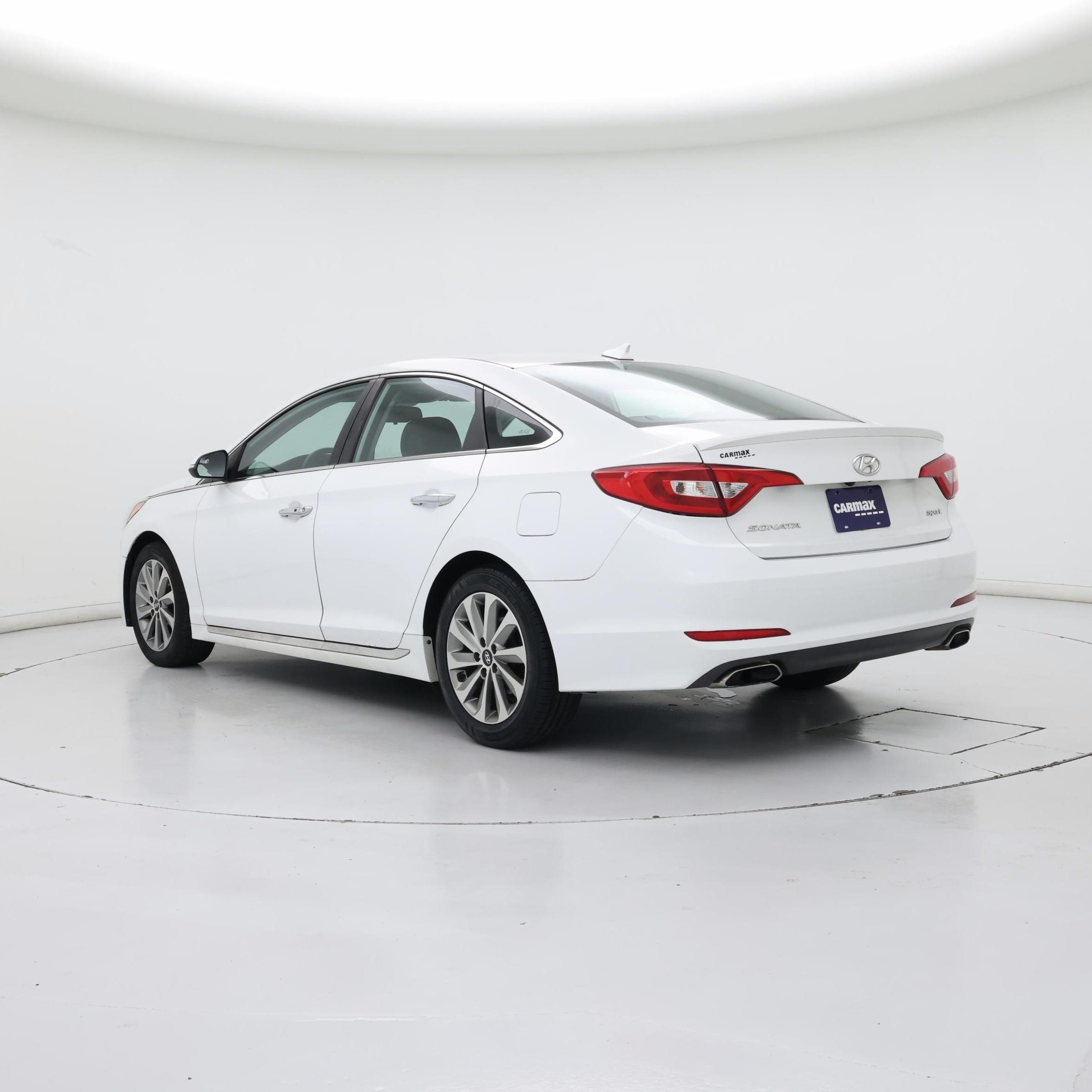 Thumbnail: 2016 Hyundai Sonata - 2