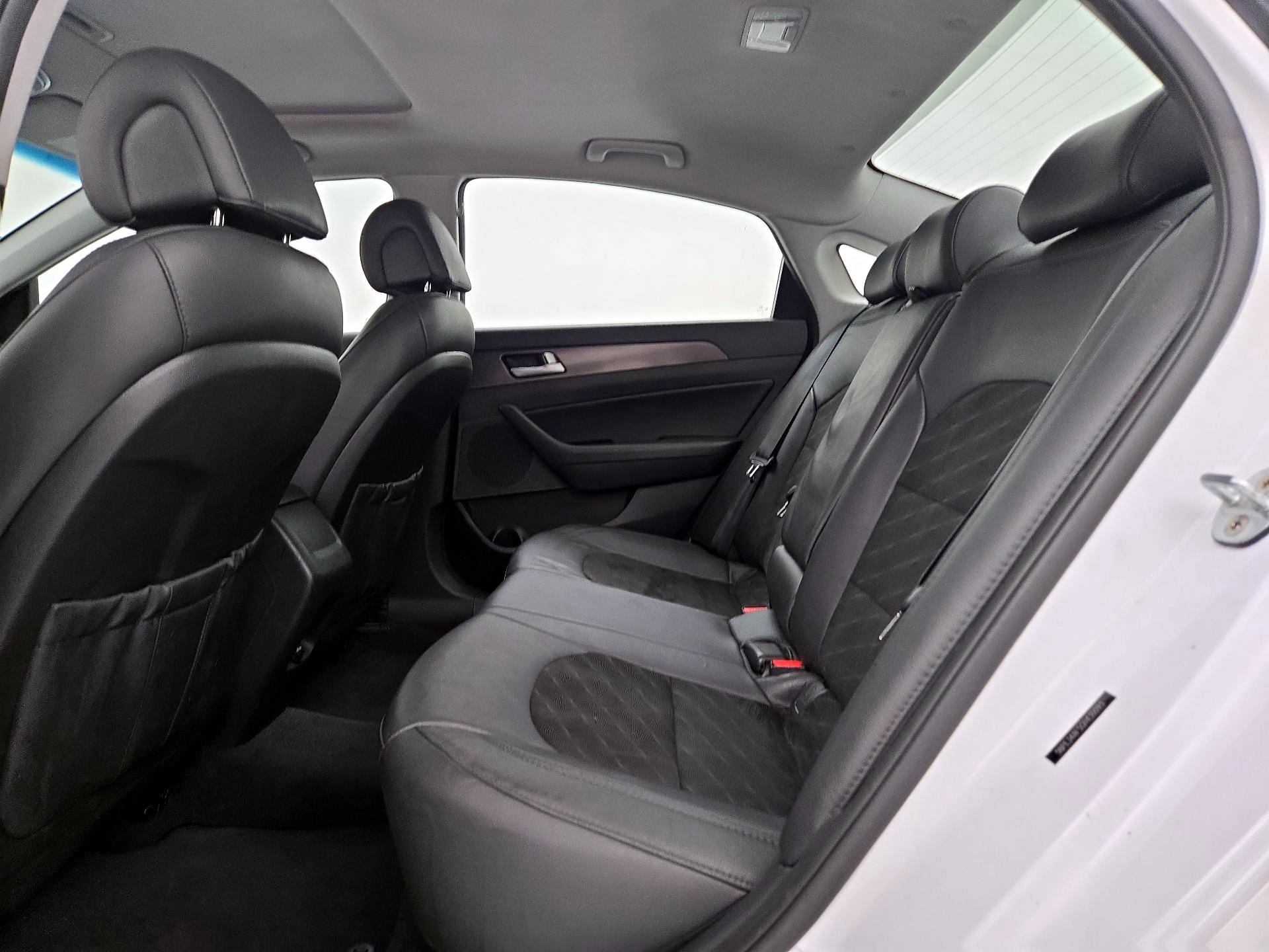 Thumbnail: 2016 Hyundai Sonata - 19