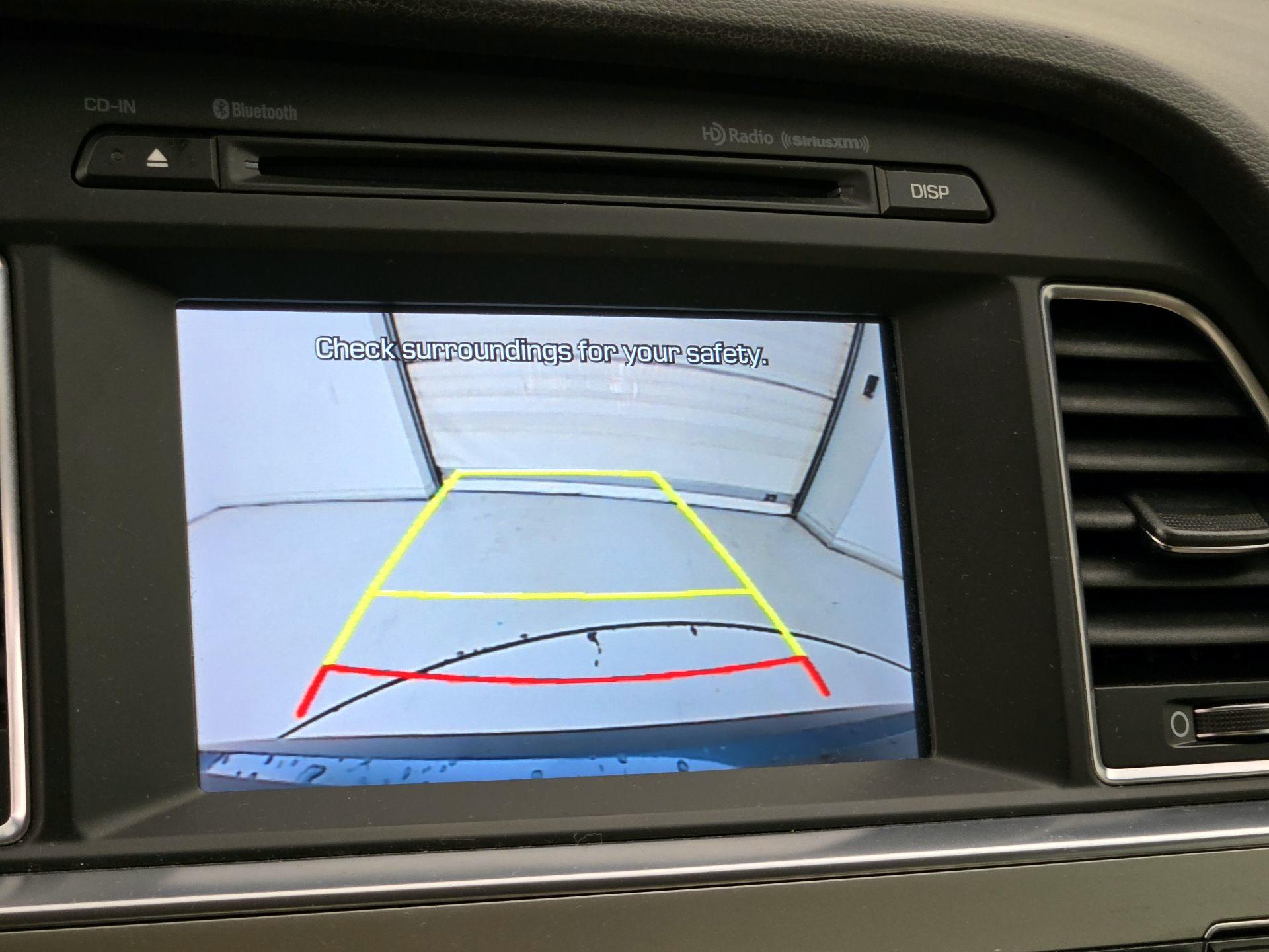Thumbnail: 2016 Hyundai Sonata - 13