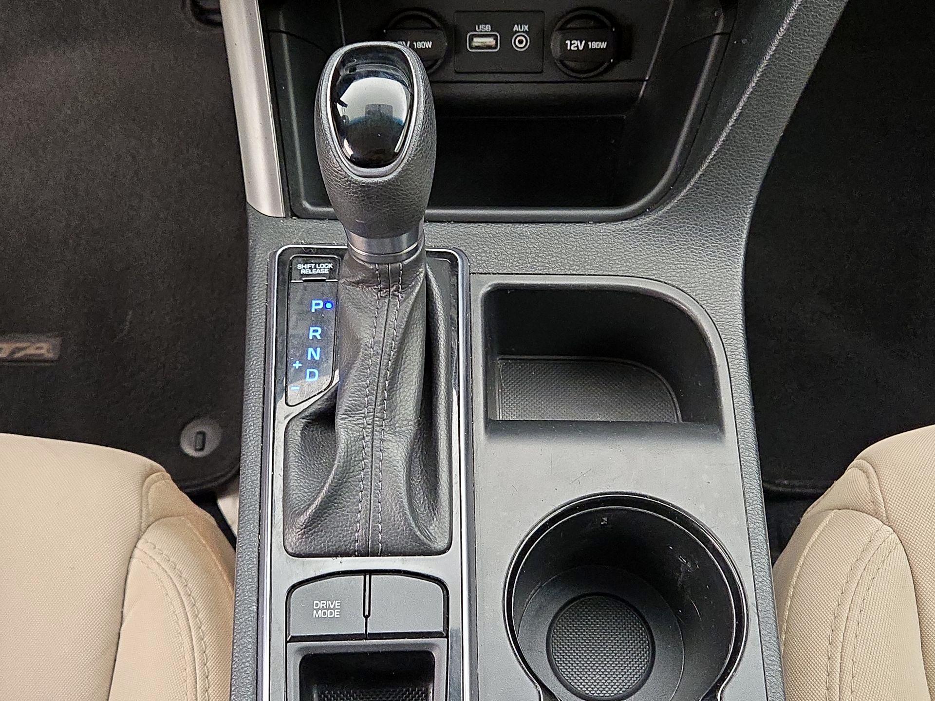 Thumbnail: 2016 Hyundai Sonata - 16