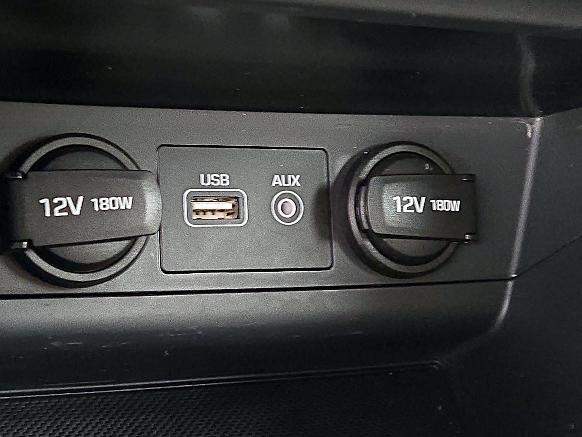 Thumbnail: 2016 Hyundai Sonata - 17