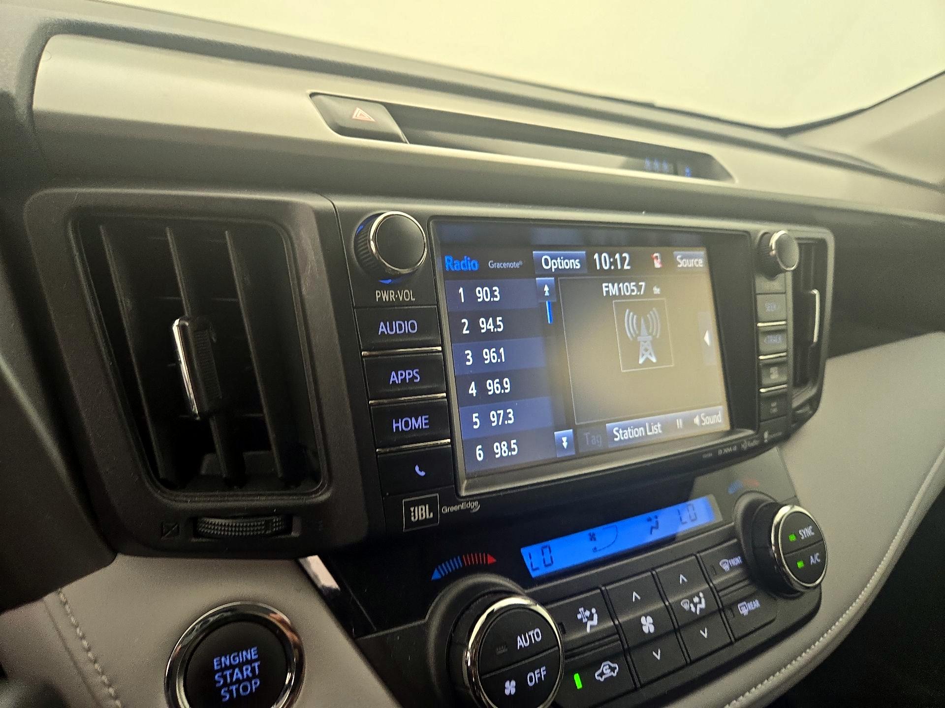 Thumbnail: 2017 Toyota RAV4 - 15