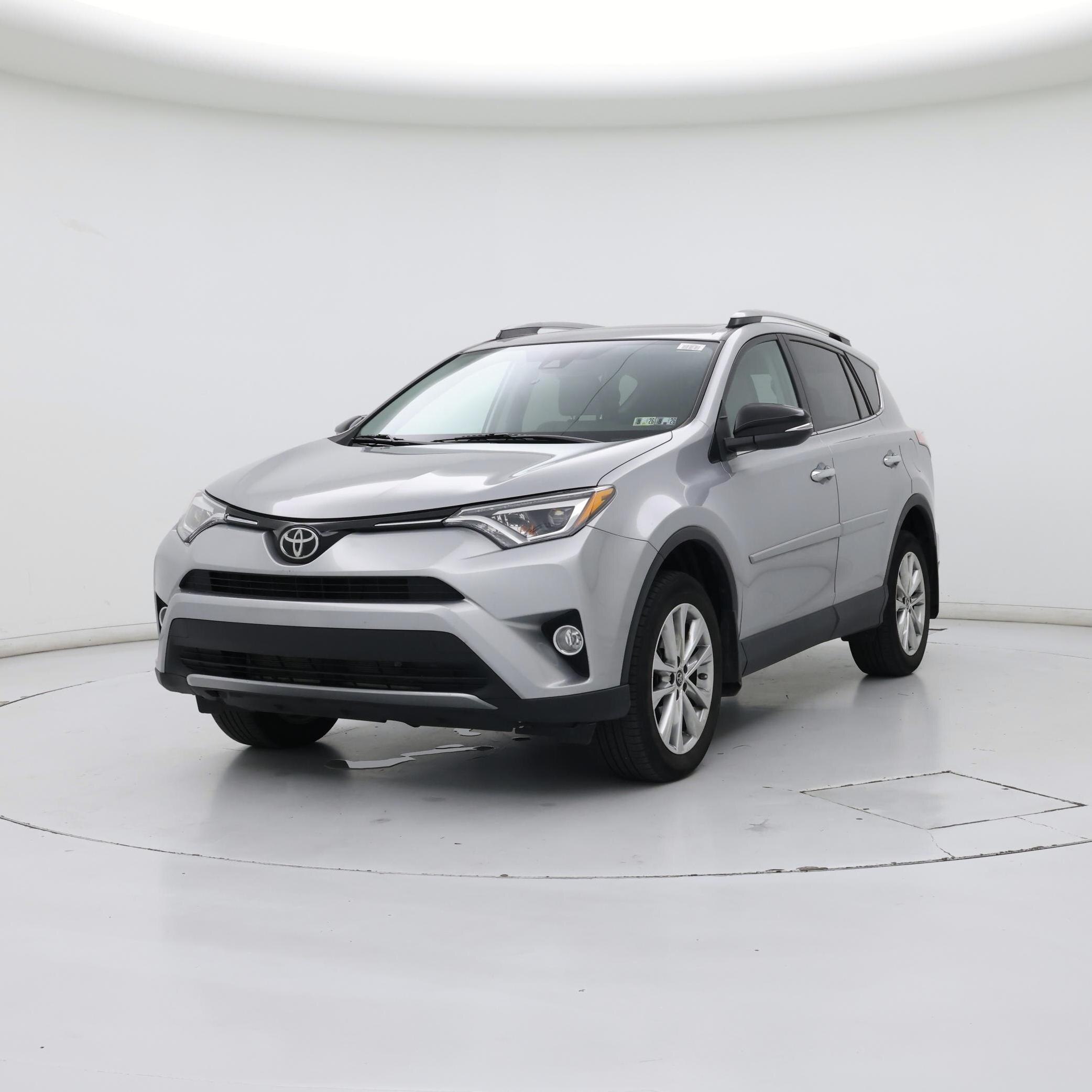 Thumbnail: 2017 Toyota RAV4 - 4