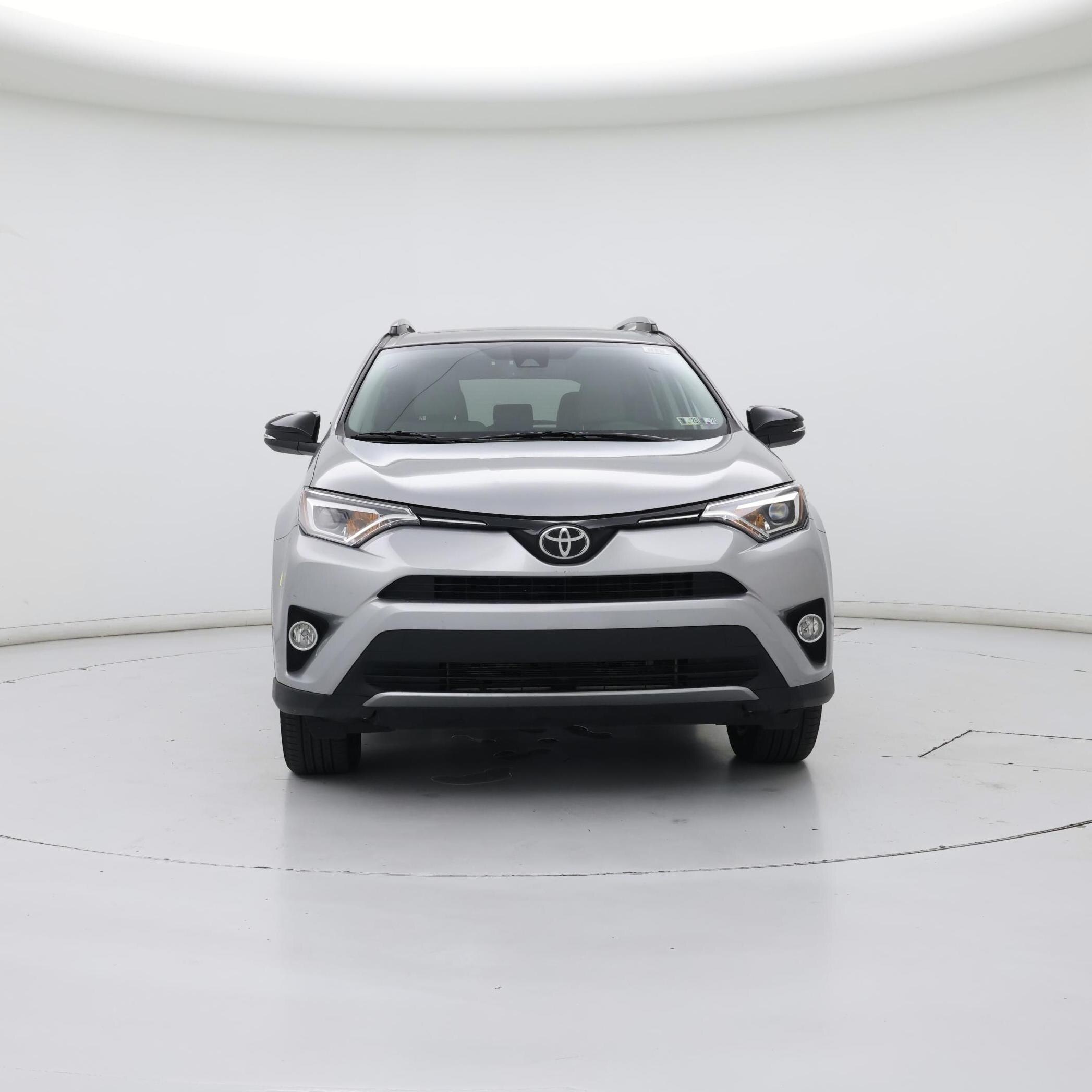 Thumbnail: 2017 Toyota RAV4 - 5