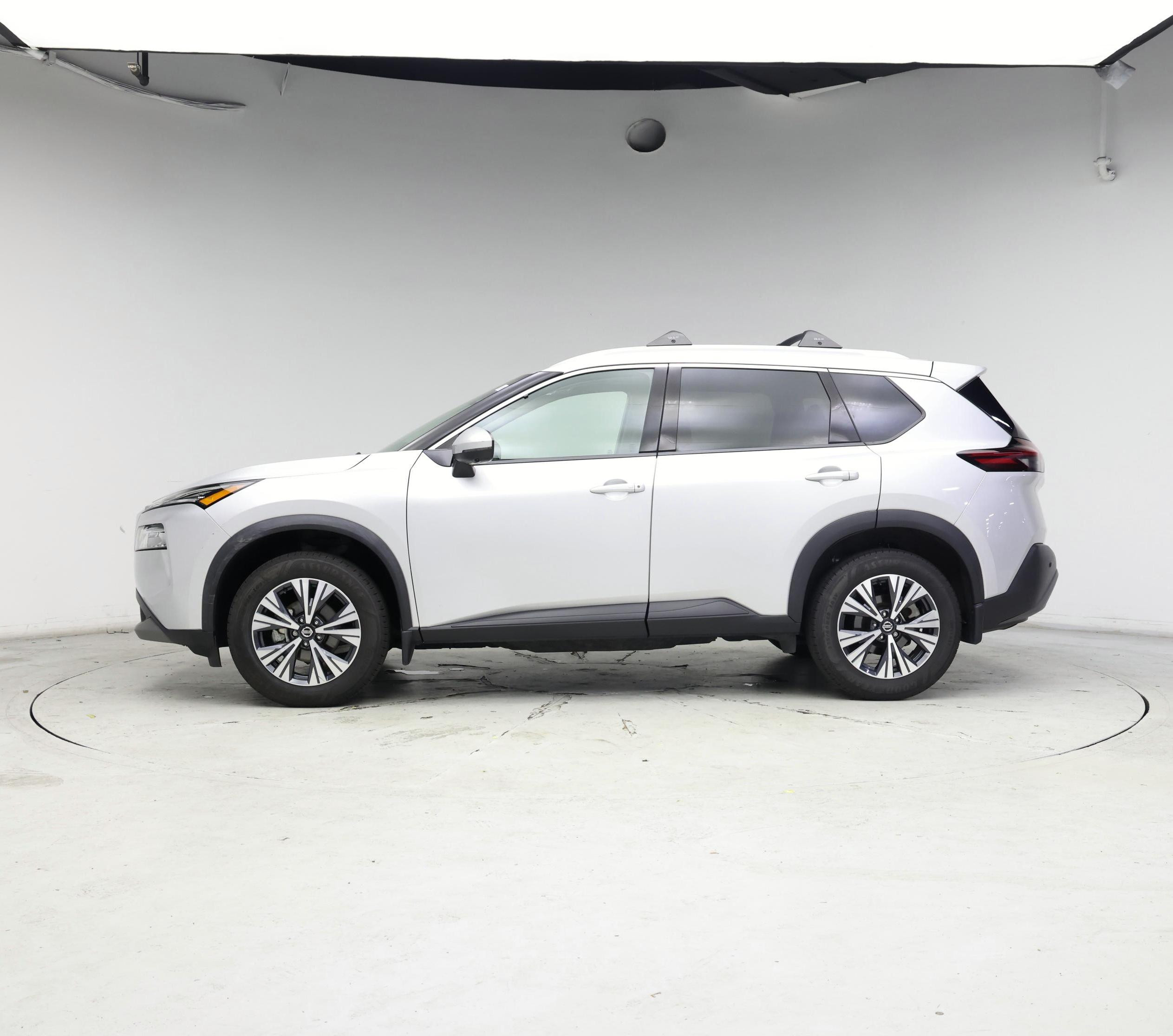 Thumbnail: 2021 Nissan Rogue - 3