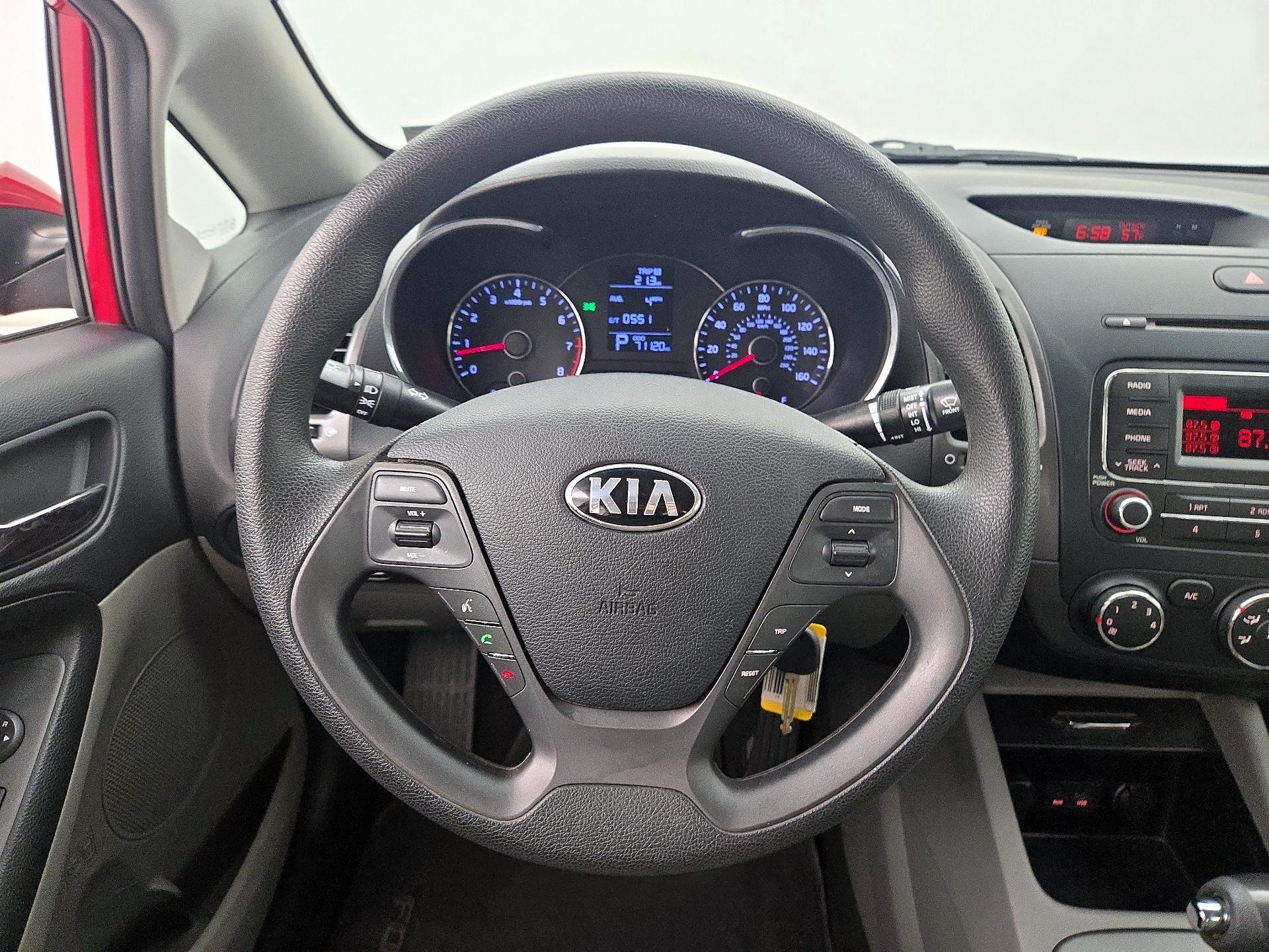 Thumbnail: 2014 Kia Forte - 10