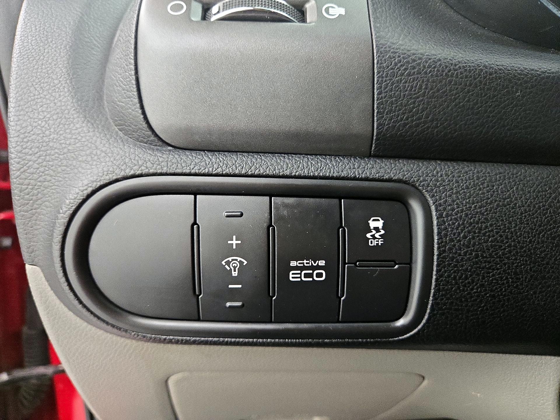 Thumbnail: 2014 Kia Forte - 13