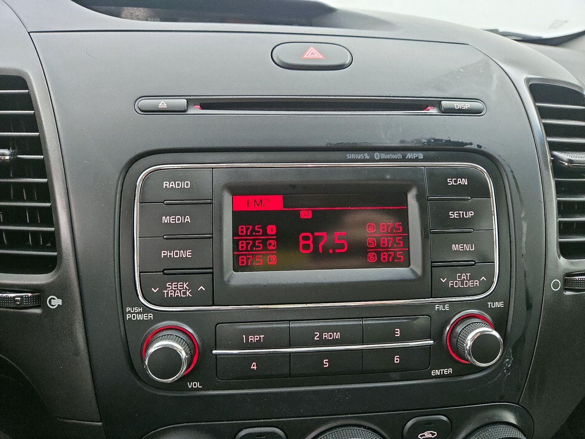 Thumbnail: 2014 Kia Forte - 14