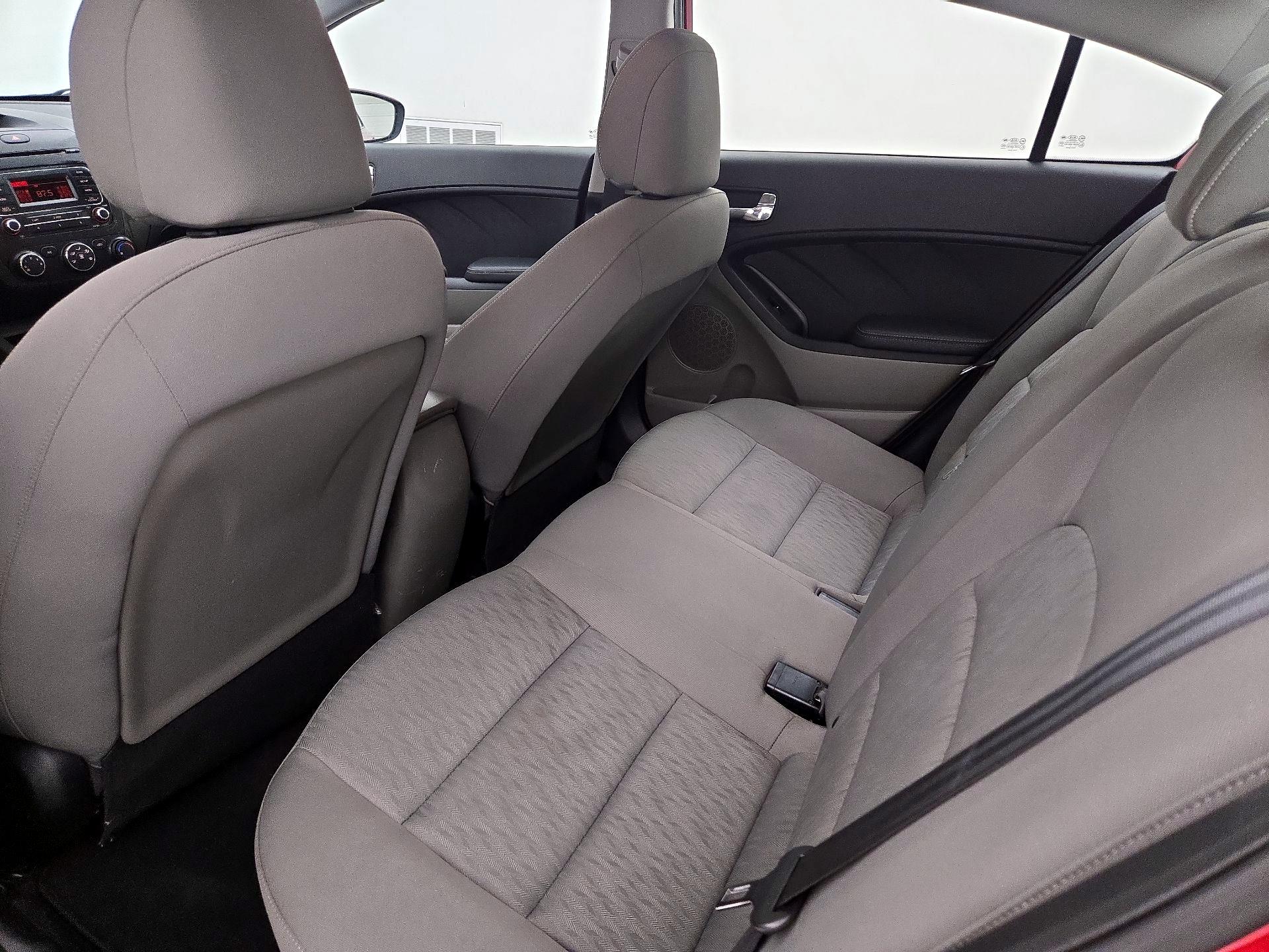 Thumbnail: 2014 Kia Forte - 18