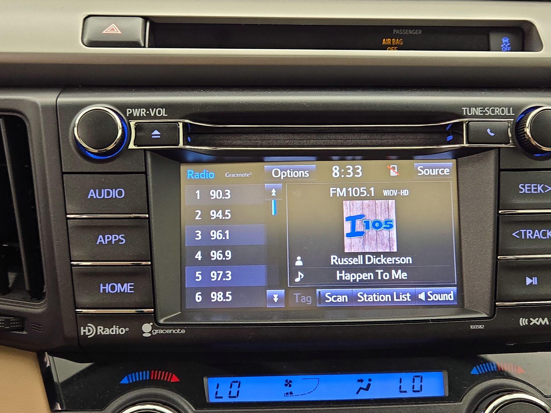Thumbnail: 2016 Toyota RAV4 - 15