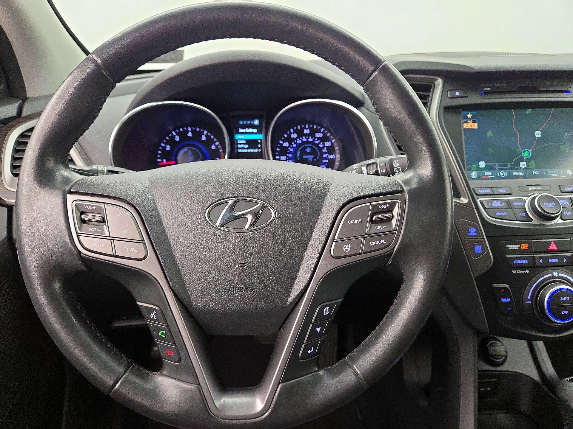 Thumbnail: 2014 Hyundai Santa Fe - 10