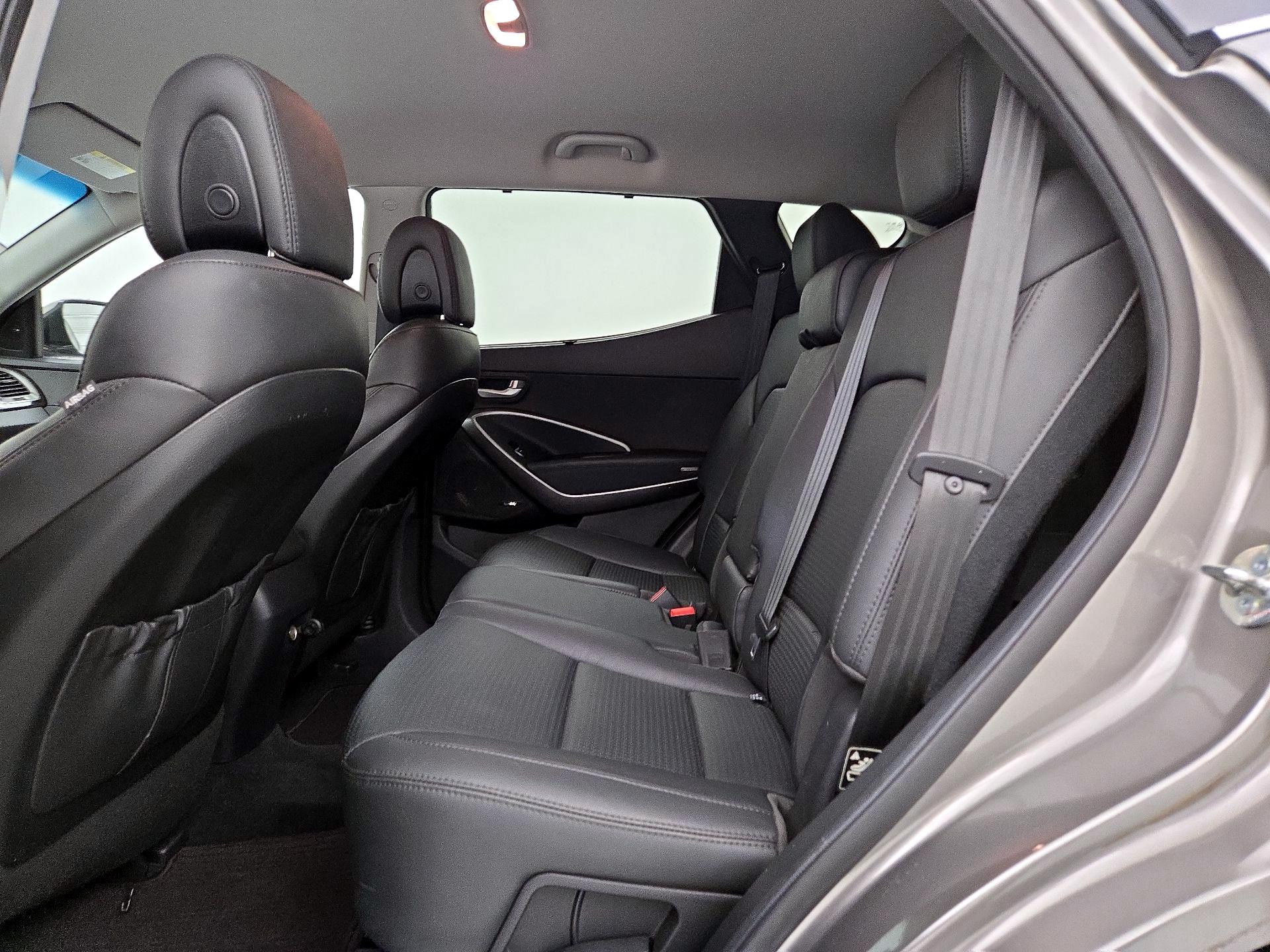 Thumbnail: 2014 Hyundai Santa Fe - 20